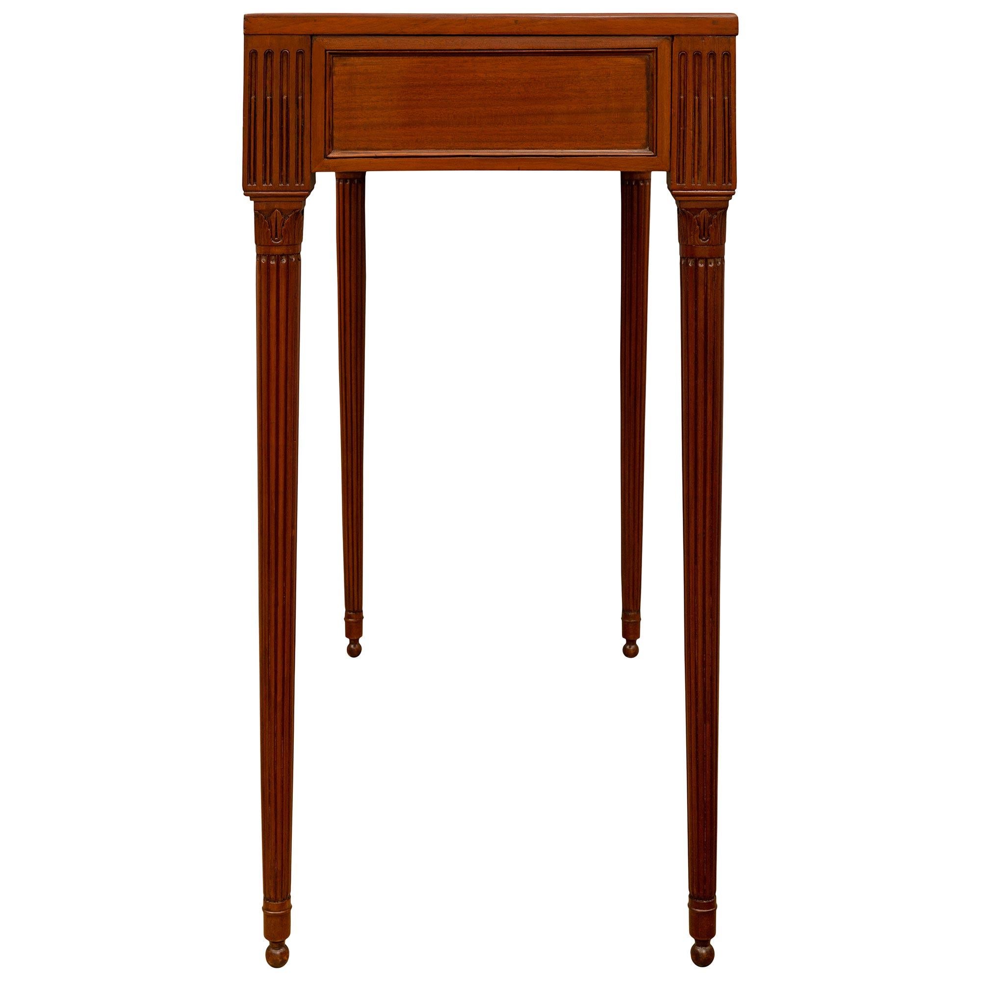 Italienische Konsole aus Mahagoni und Scagliola im Louis-XVI-Stil des 18. Jahrhunderts, aus der Toskana im Zustand „Gut“ im Angebot in West Palm Beach, FL