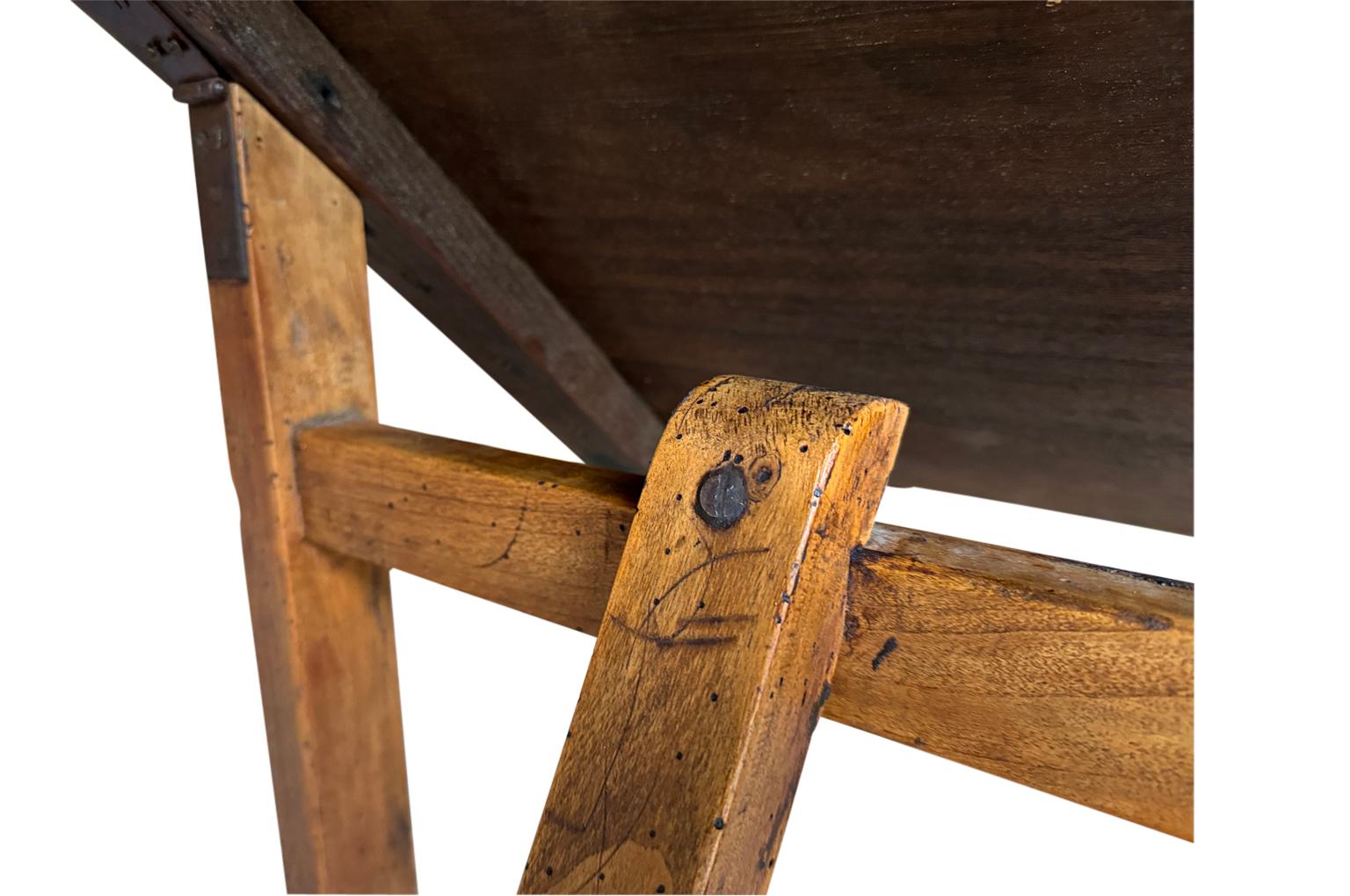 Lutrin italien du 18ème siècle - Book Stand en vente 7