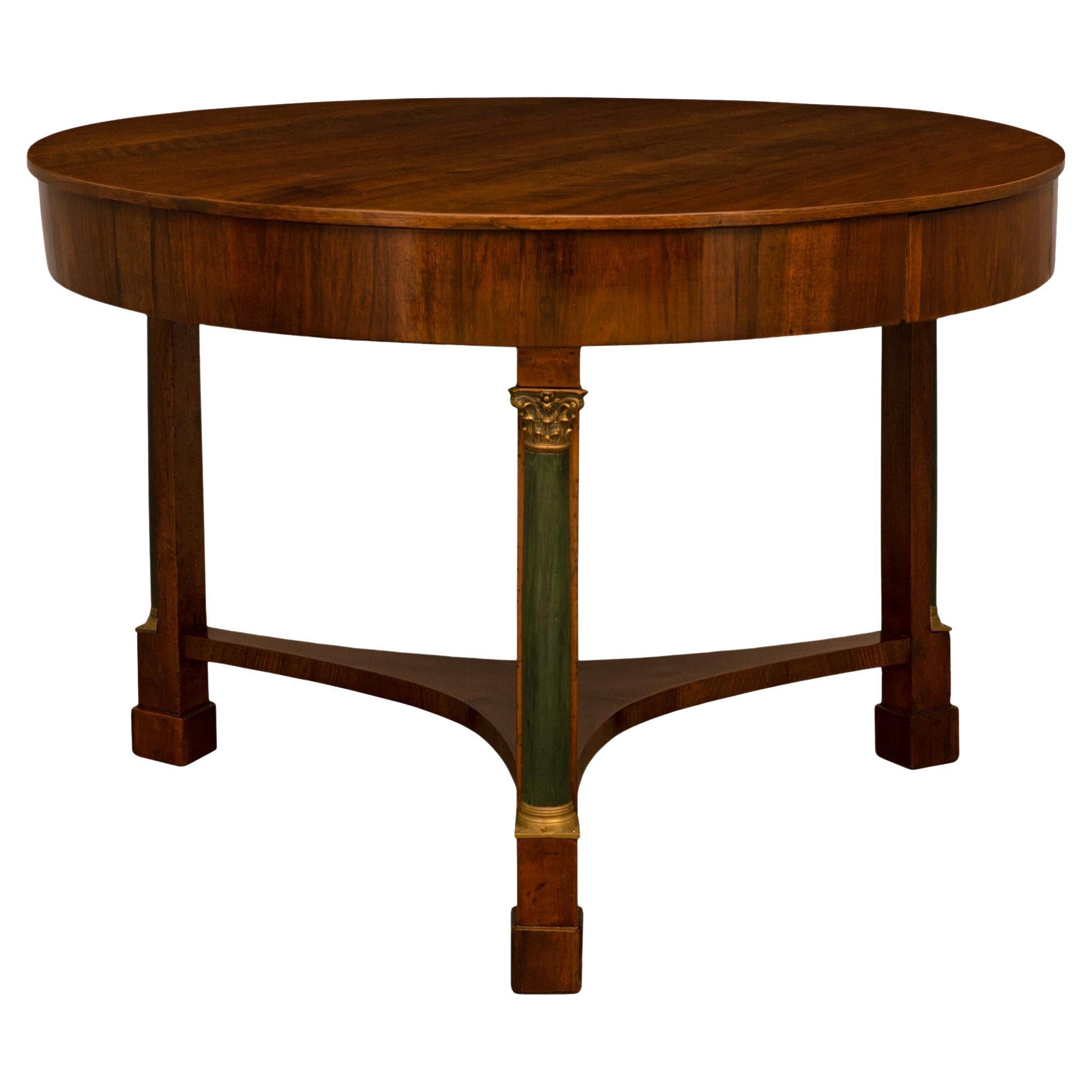 Italian 18th Century Neo-Classical Walnut Center Table For Sale