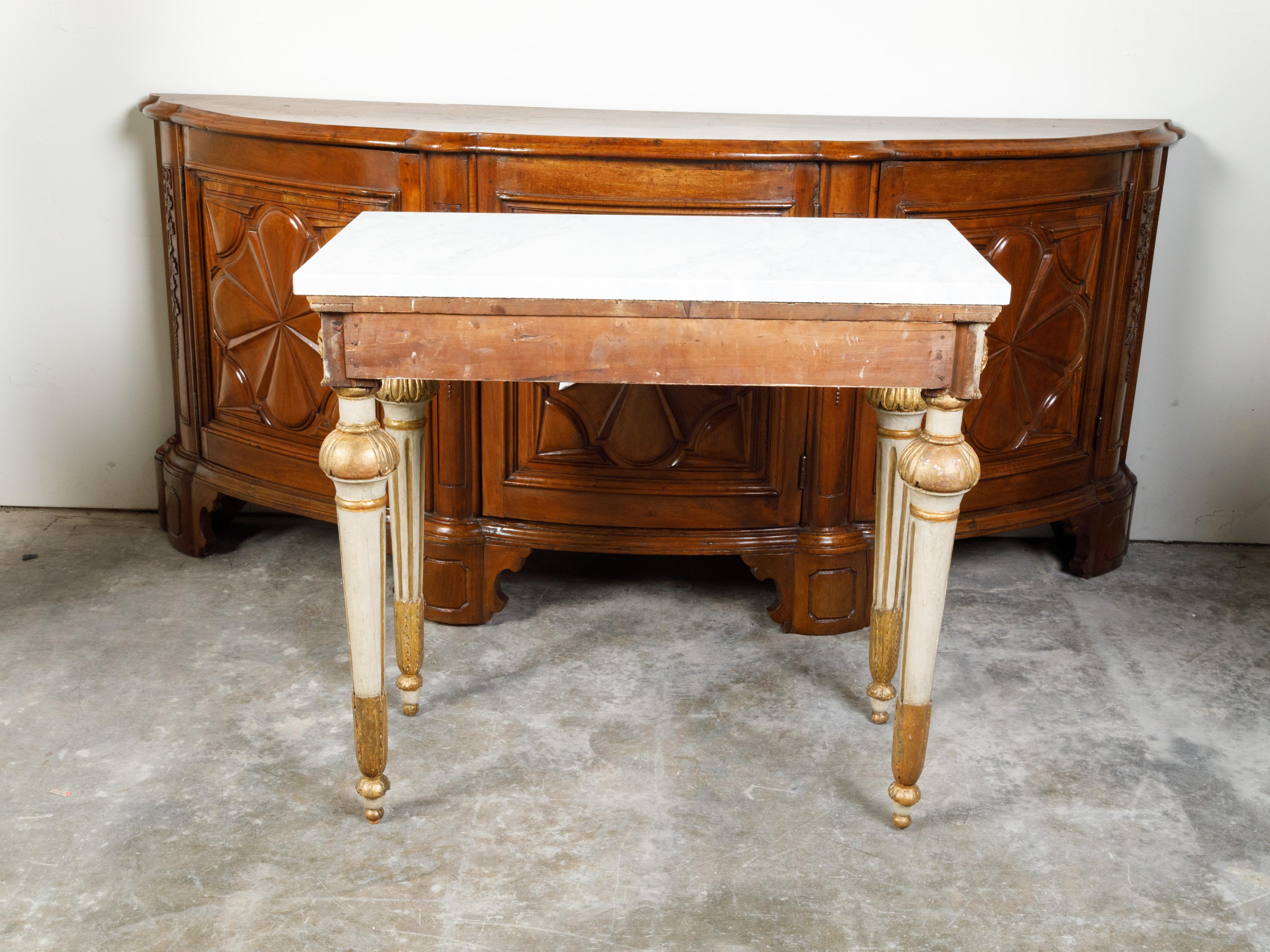Italian 18th Century Neoclassical Carved and Gilt Console Table with Marble Top For Sale 6
