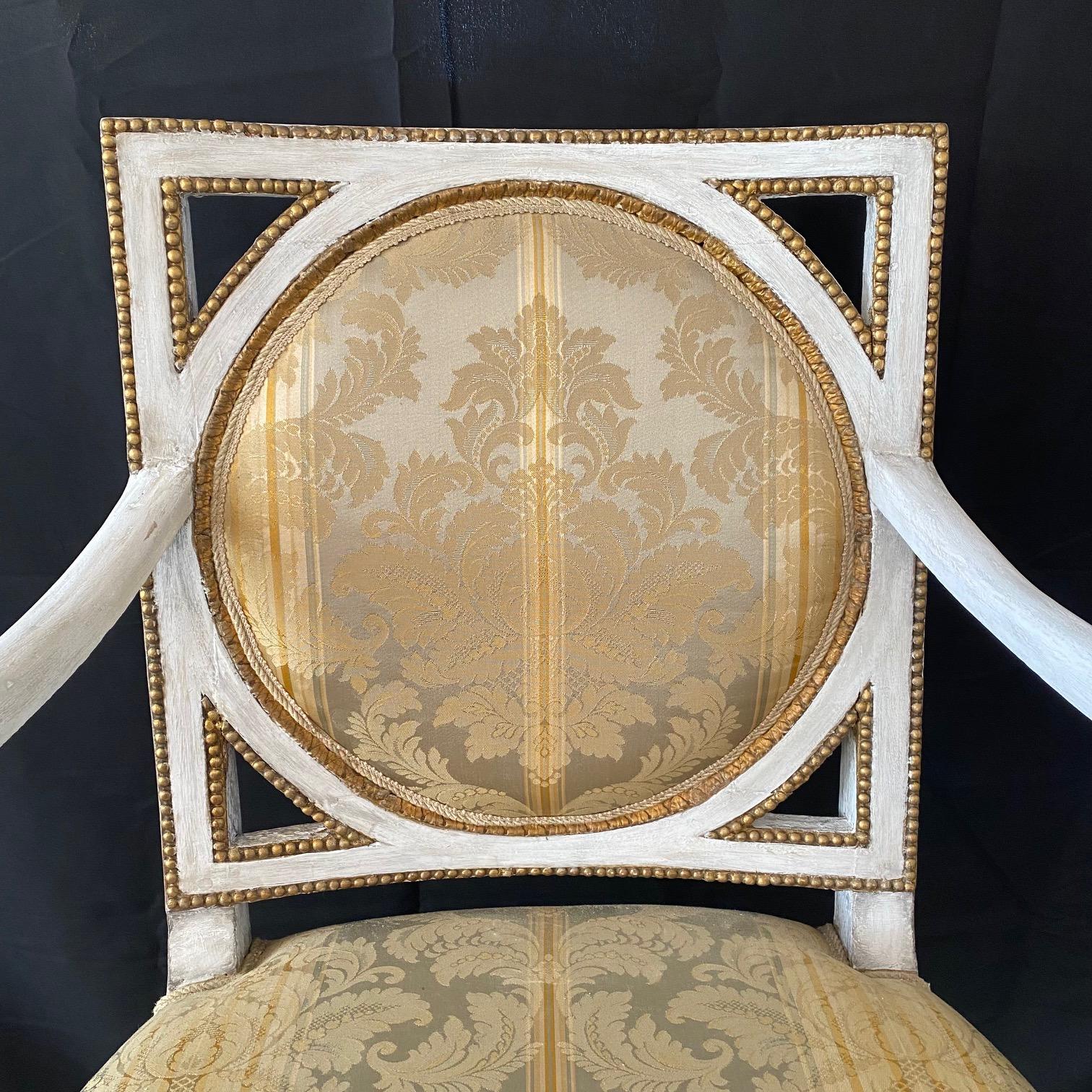 Paire de Fauteuils ou fauteuils Louis XVI néoclassiques italiens du 18ème siècle en vente 5