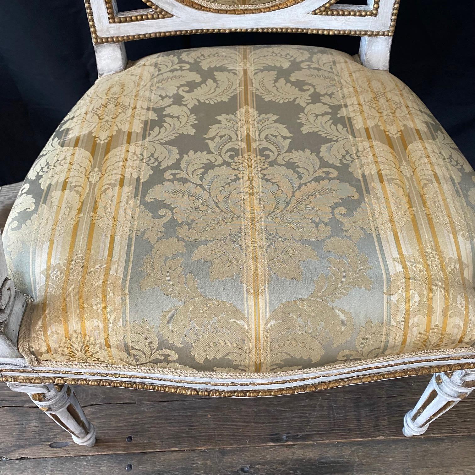 Upholstery Italian 18th Century Neoclassical Pair of Louis XVI Fauteuils or Armchairs For Sale
