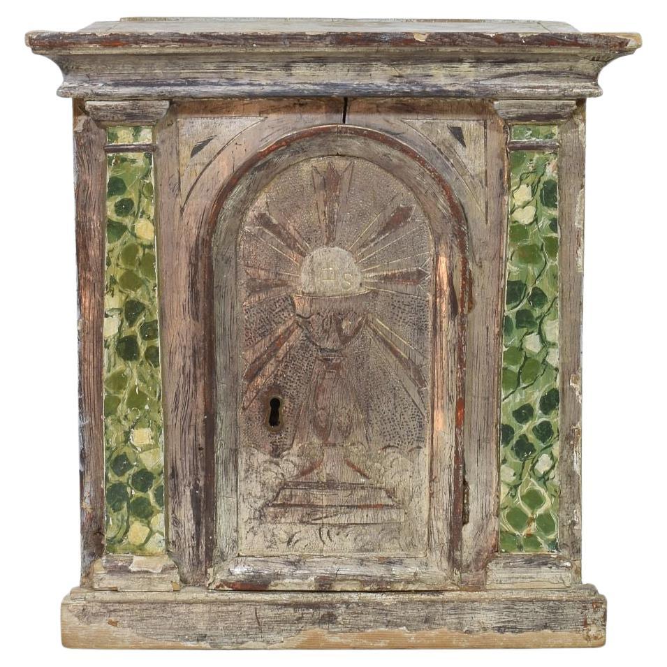 Italian 18th Century Neoclassical Silvered And Painted Wooden Tabernacle For Sale