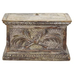 Piédestal néoclassique italien du 18ème siècle en bois sculpté et argenté