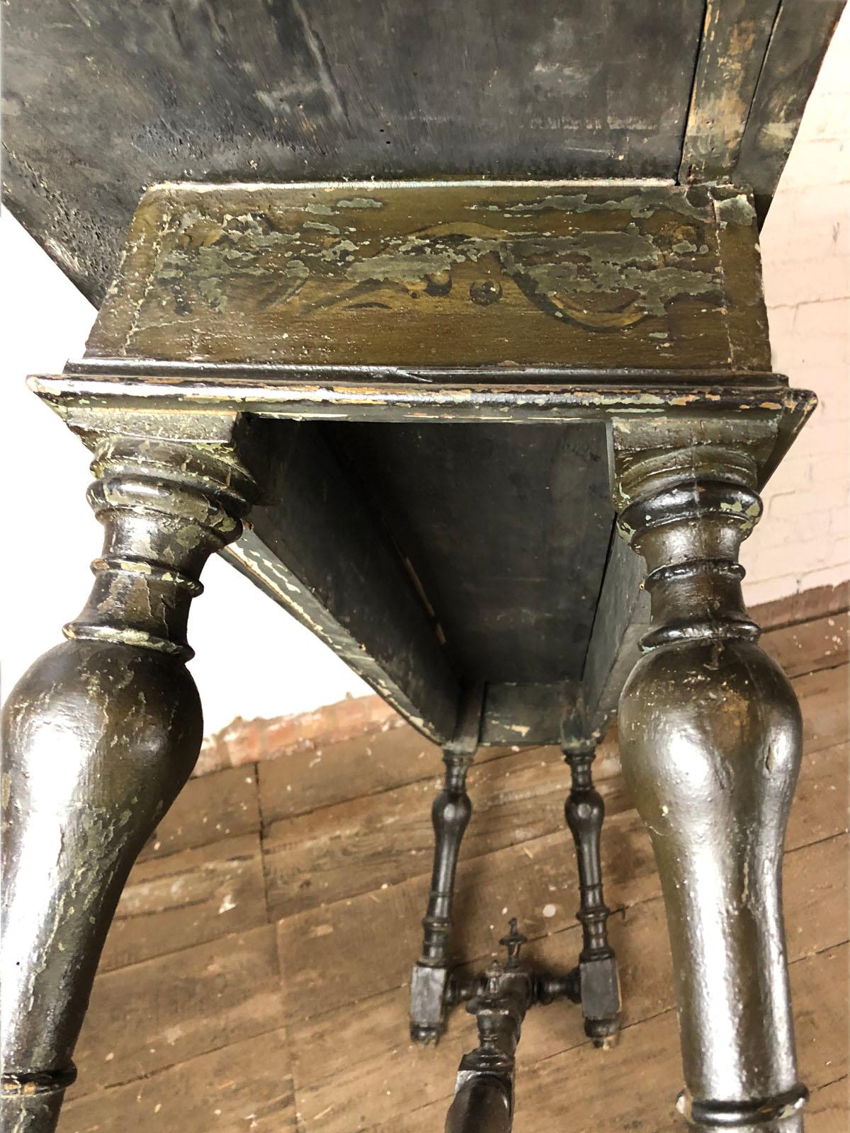 Italian 18th Century Painted Baroque Hall Bench For Sale 7