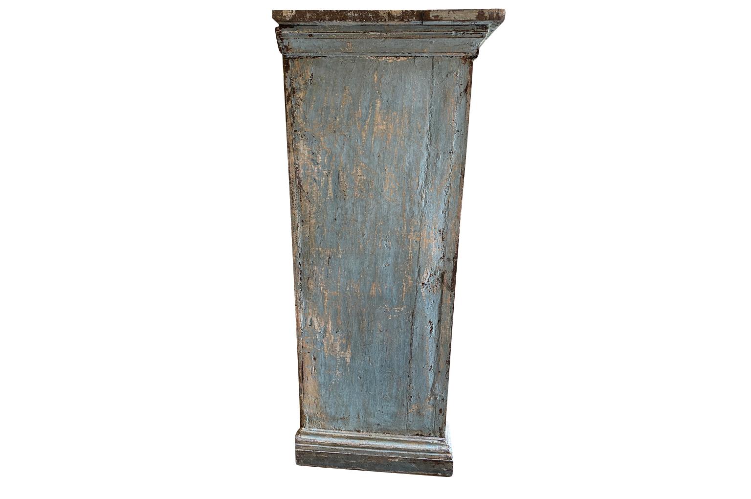 Italian 18th Century Painted Cabinet For Sale 5