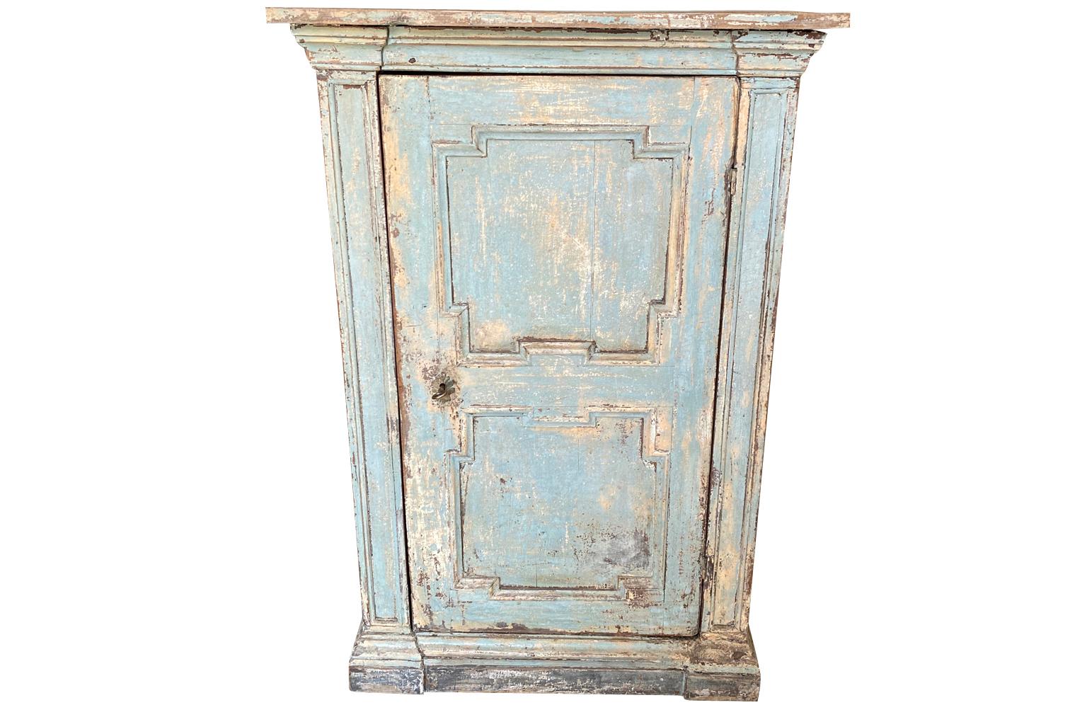 Italian 18th Century Painted Cabinet In Good Condition For Sale In Atlanta, GA