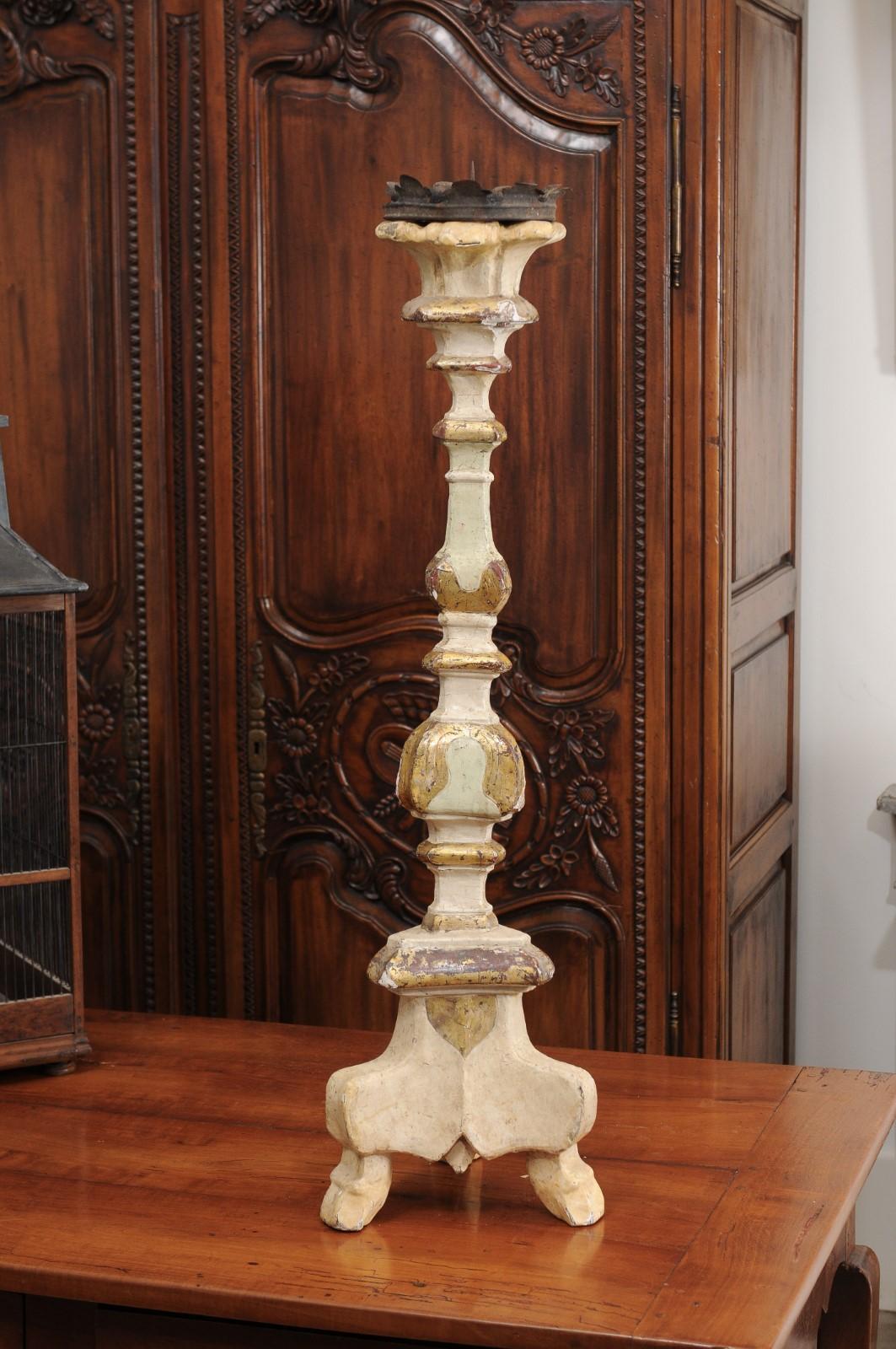 Italian 18th Century Painted Wood Candlestick from Tuscany with Gilt Accents 4