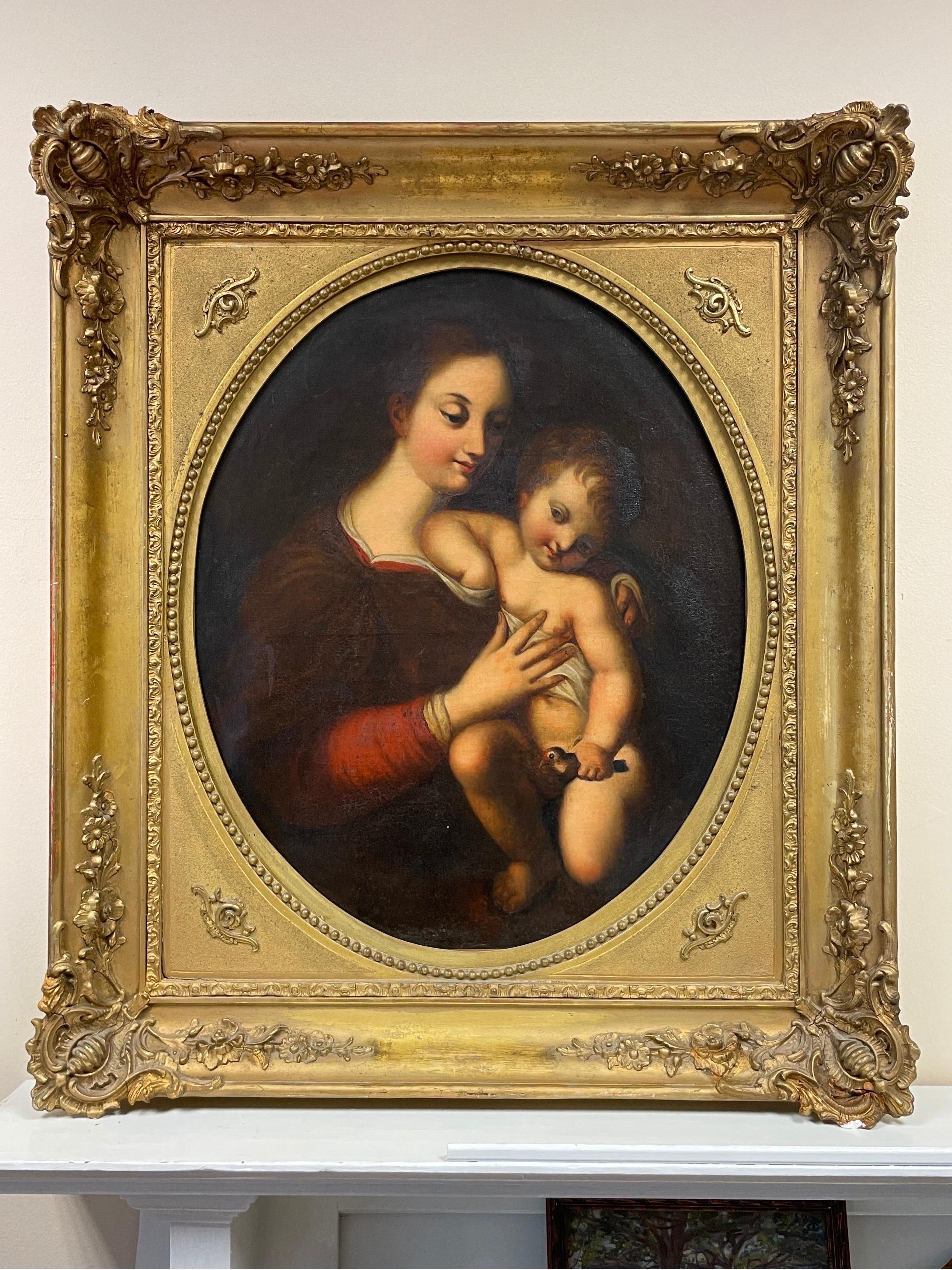 Belle peinture à l'huile italienne du 18ème siècle de maître ancien représentant Madone et enfant avec un épi de faîtage - Painting de Italian 18th Century