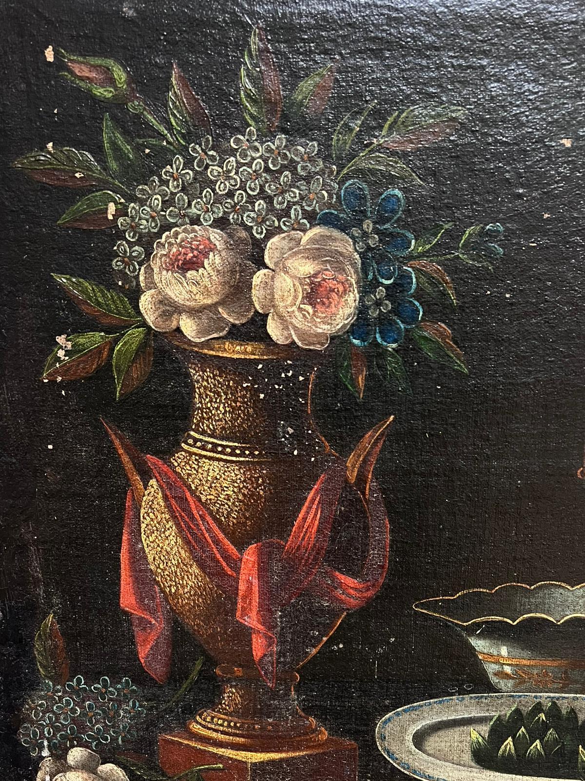 Großes italienisches Ölgemälde eines alten Meisters aus dem 18. Jahrhundert, Stillleben, Obstblumen und Krug im Angebot 1