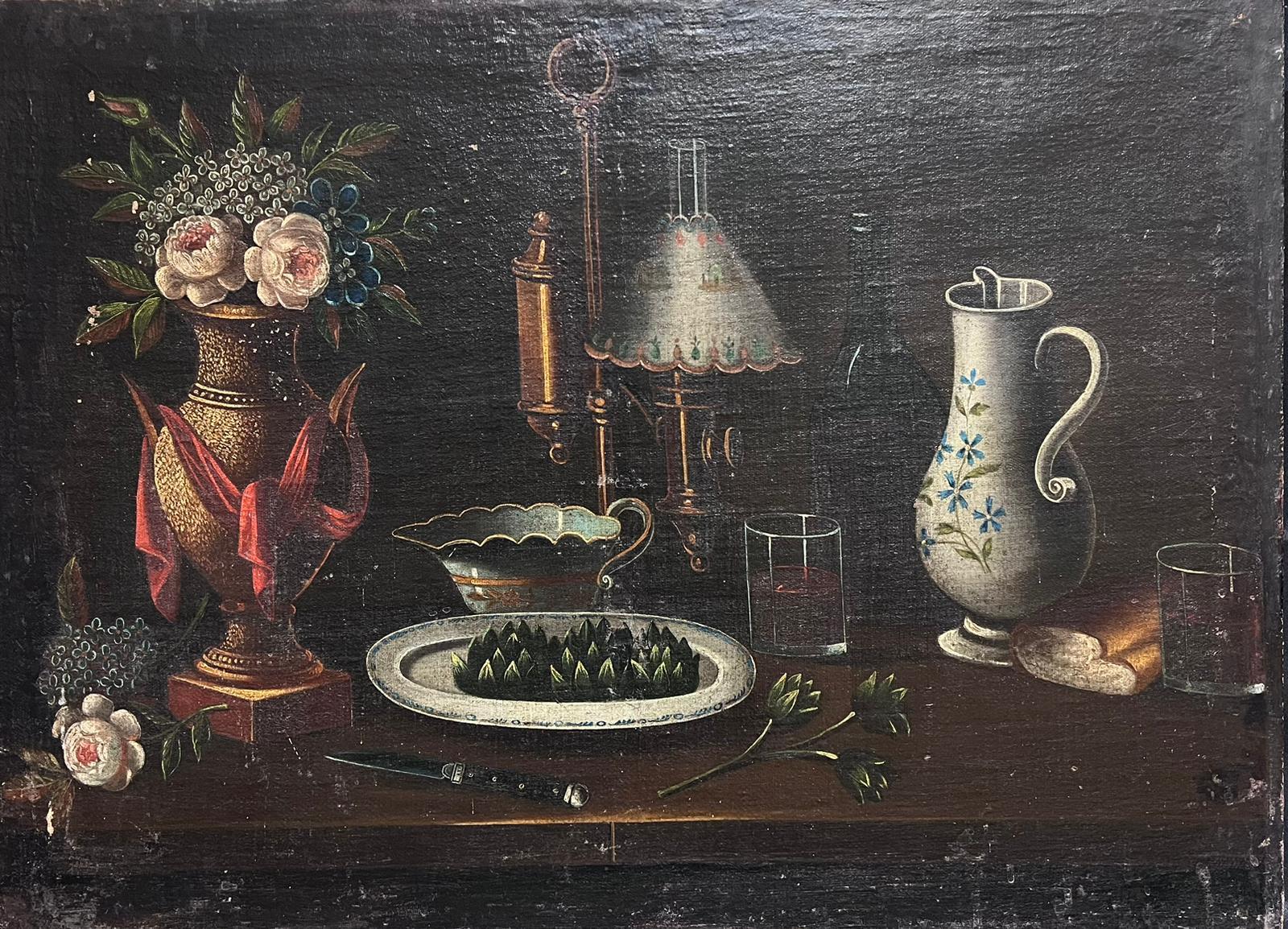 Italian 18th Century Interior Painting – Großes italienisches Ölgemälde eines alten Meisters aus dem 18. Jahrhundert, Stillleben, Obstblumen und Krug