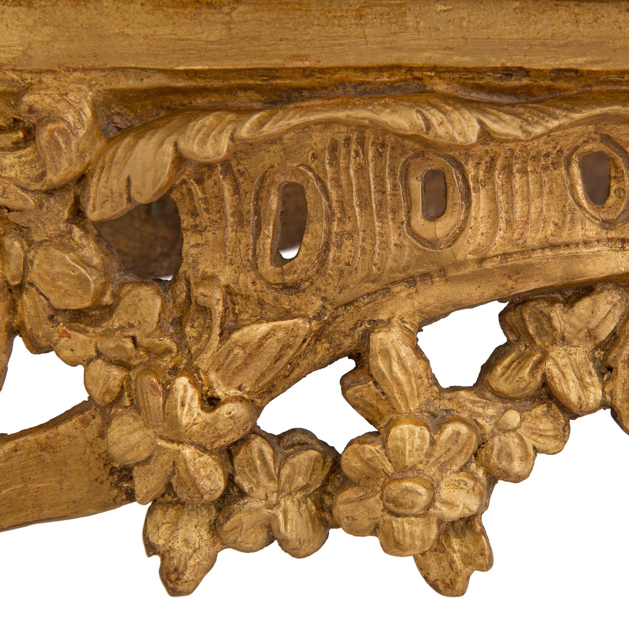 Italienische Konsole aus vergoldetem Holz und Rouge Royale-Marmor aus der Rgence-Periode des 18. Jahrhunderts im Angebot 1