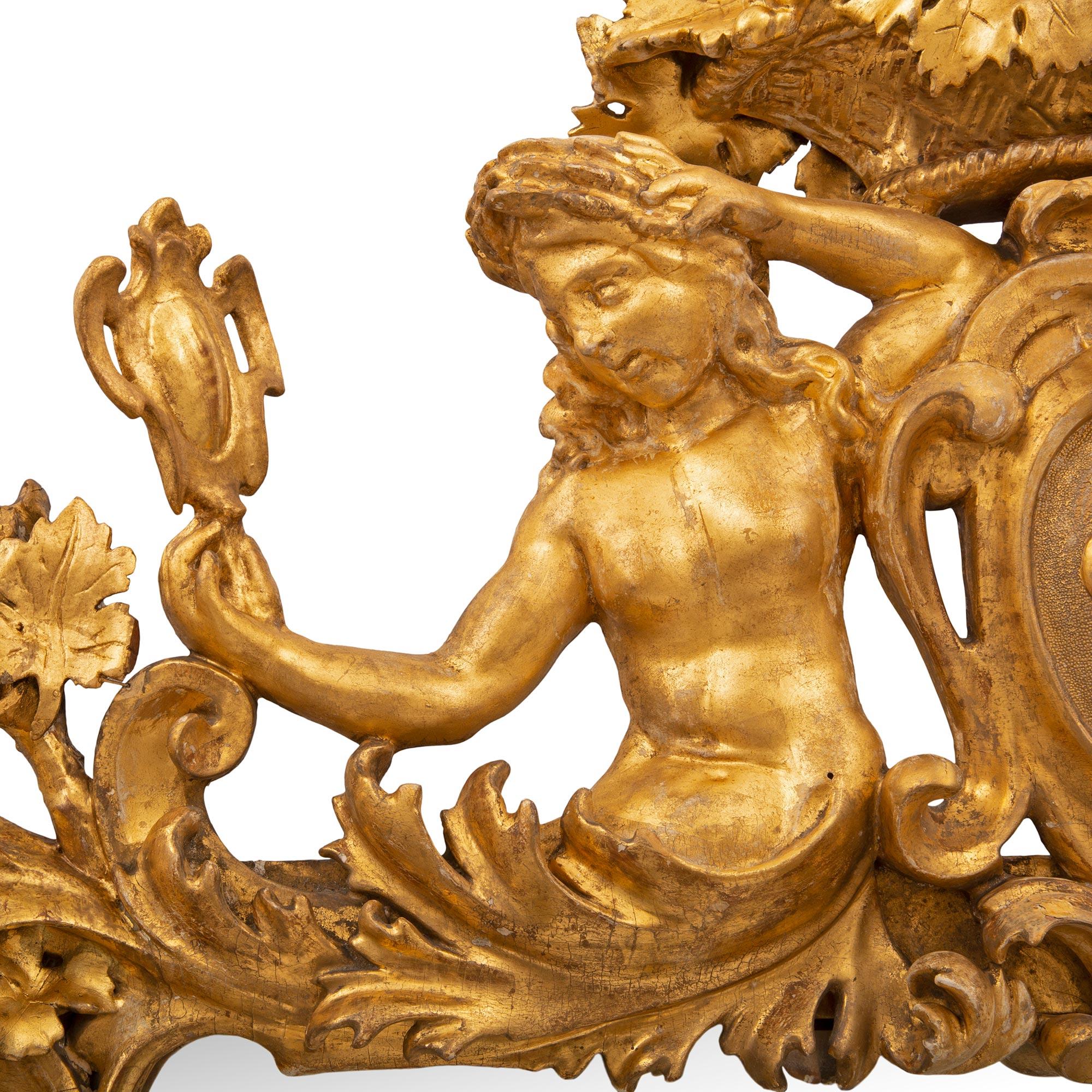 Italian 18th Century Rococo Period Giltwood Mirror For Sale 2