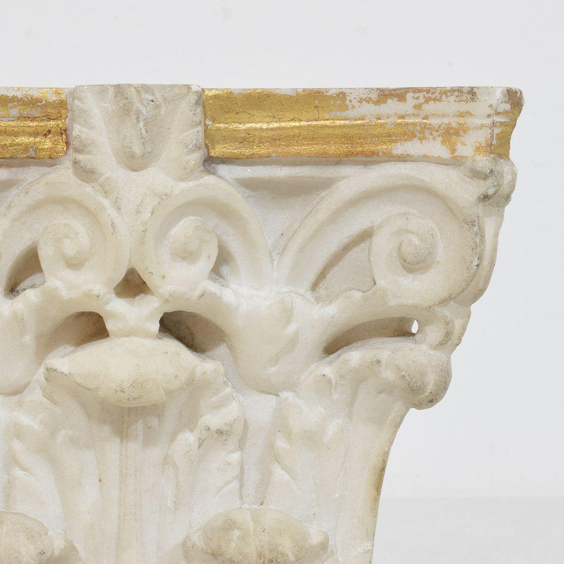 Italian, 18th Century, Small Carved White Marble Capital With Traces Of Gilding For Sale 6