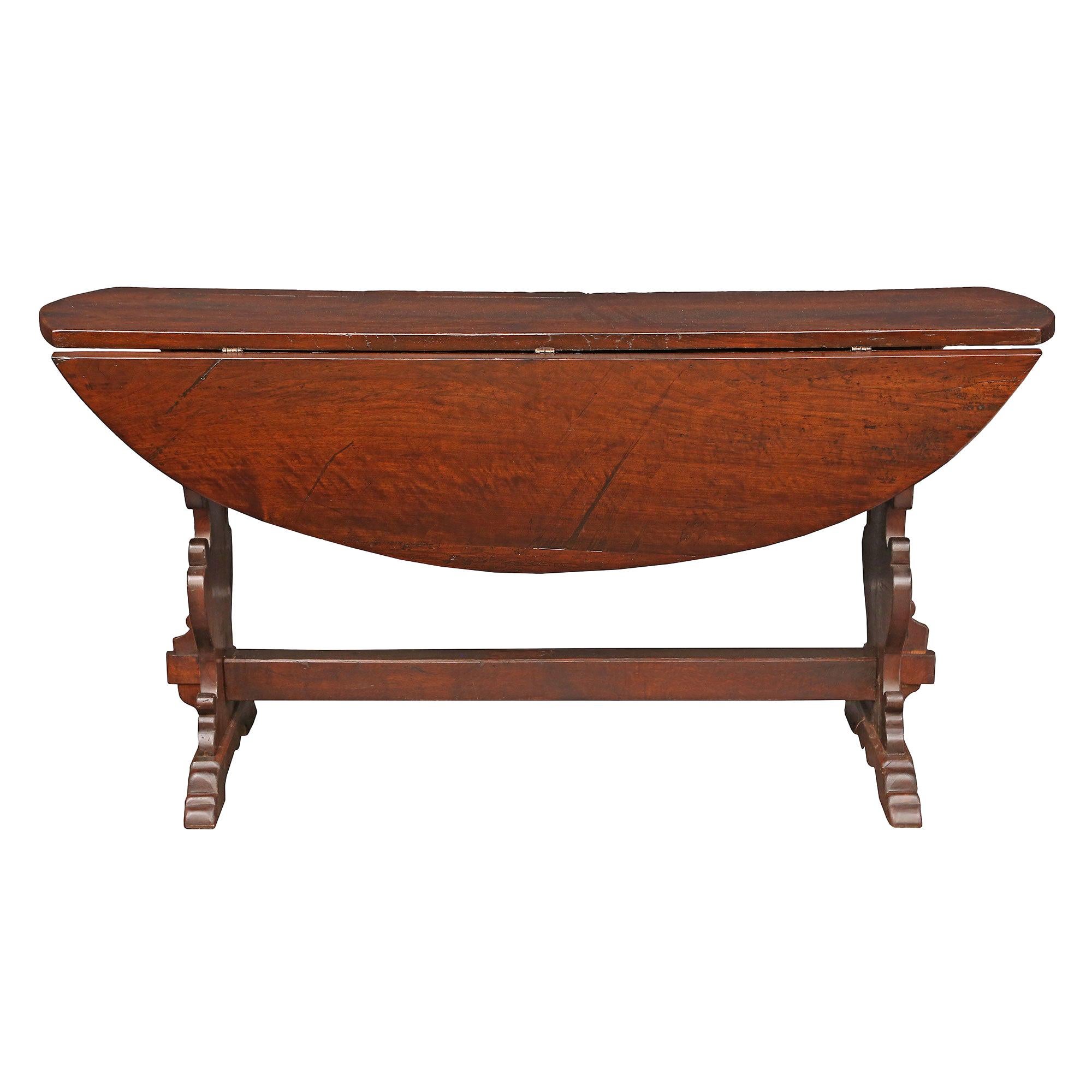 Italian 18th Century Solid Walnut Gateleg Table from Tuscany For Sale