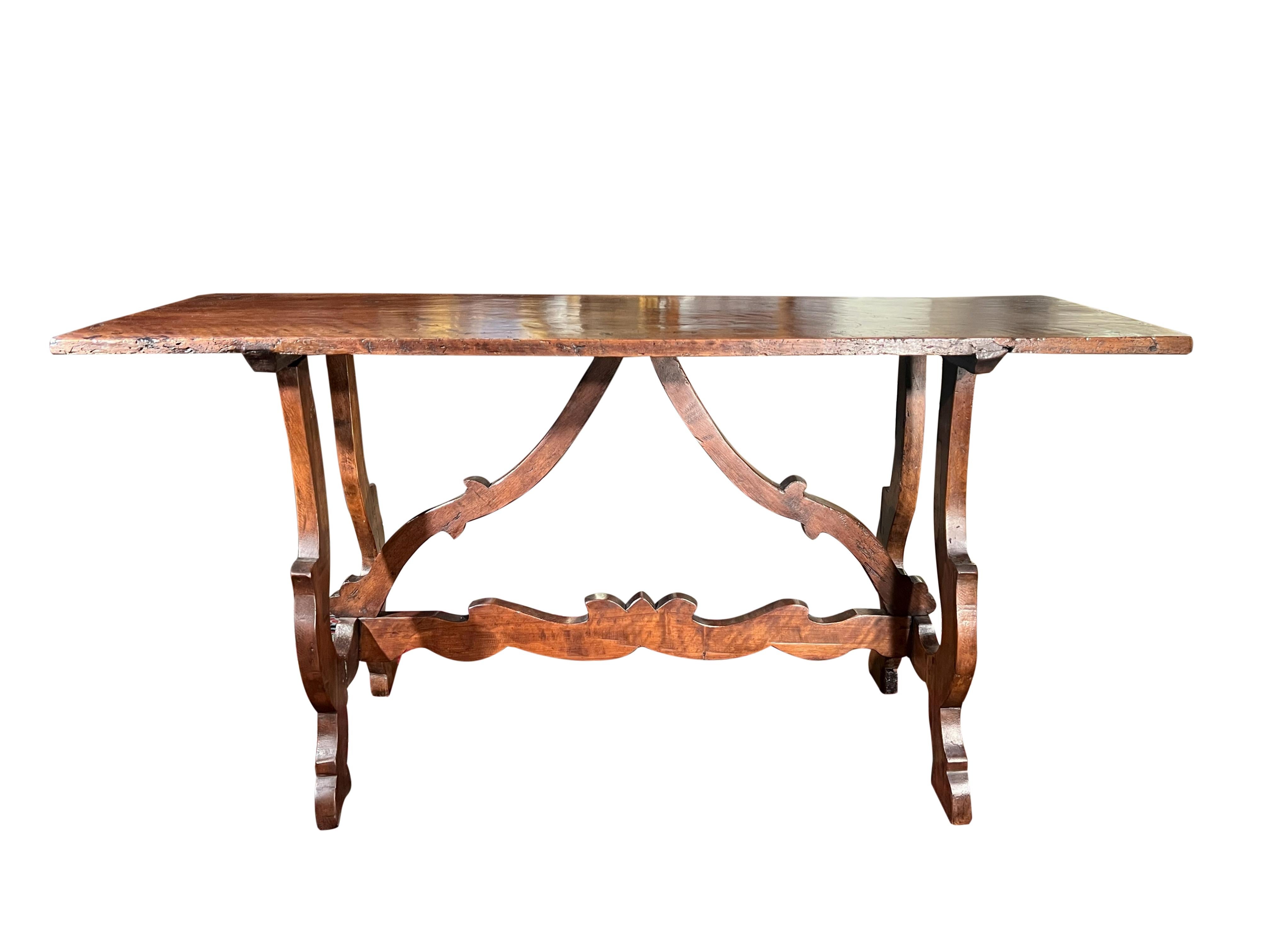  Italienischer toskanischer Fratino-Tisch aus dem 18. Jahrhundert mit Leierbeinen. im Angebot 3