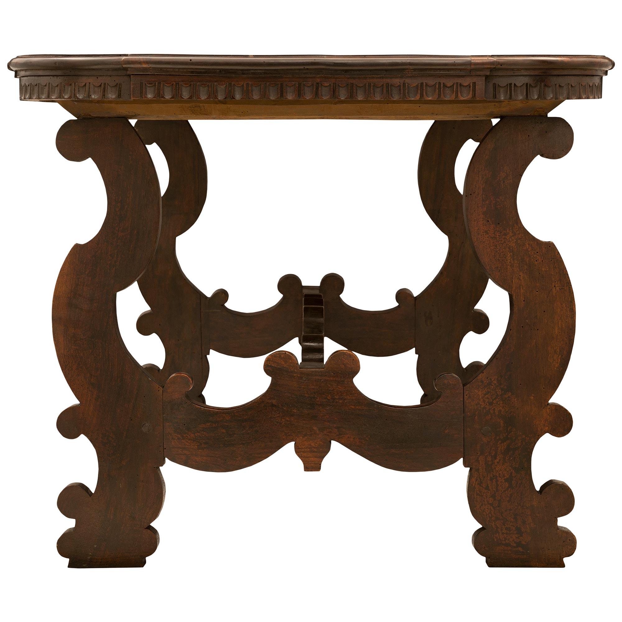 18th Century and Earlier Italian 18th Century Tuscan St. Walnut Trestle Table For Sale