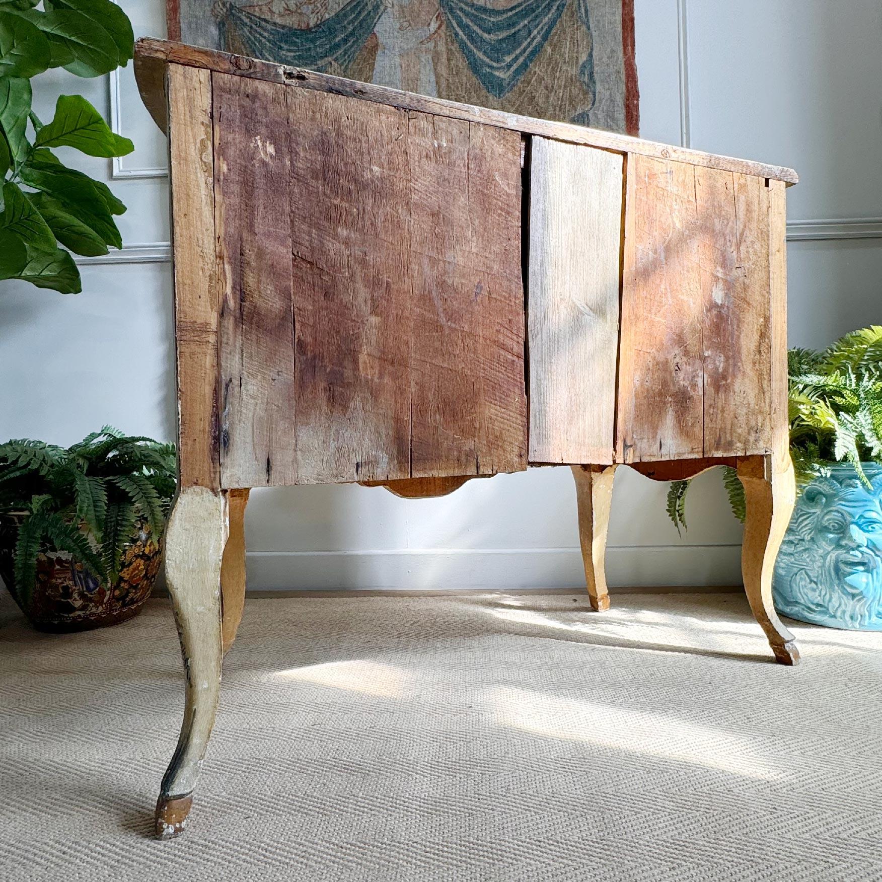 Italian 18th Century Venetian Hand Painted Chest Of Drawers For Sale 13