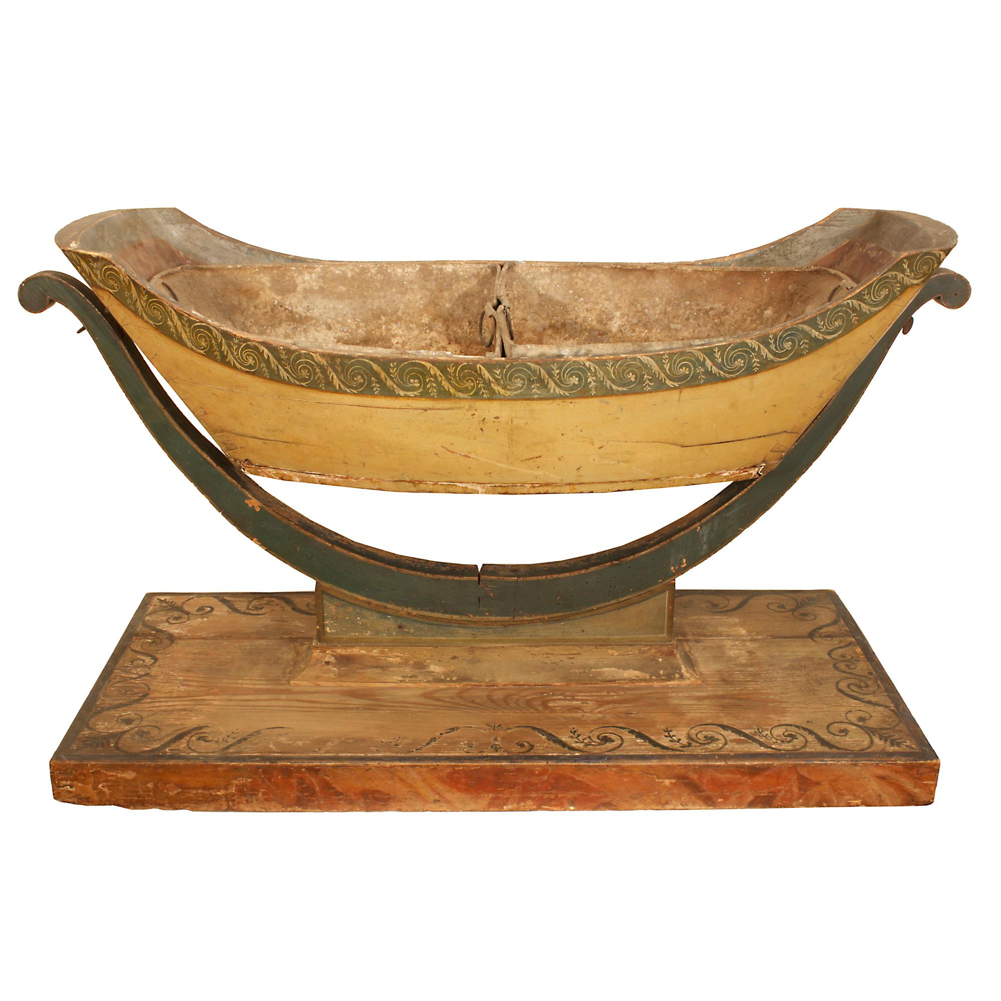18th Century and Earlier Italian 18th Century Venetian Patinated Wood Planter, circa 1780 For Sale