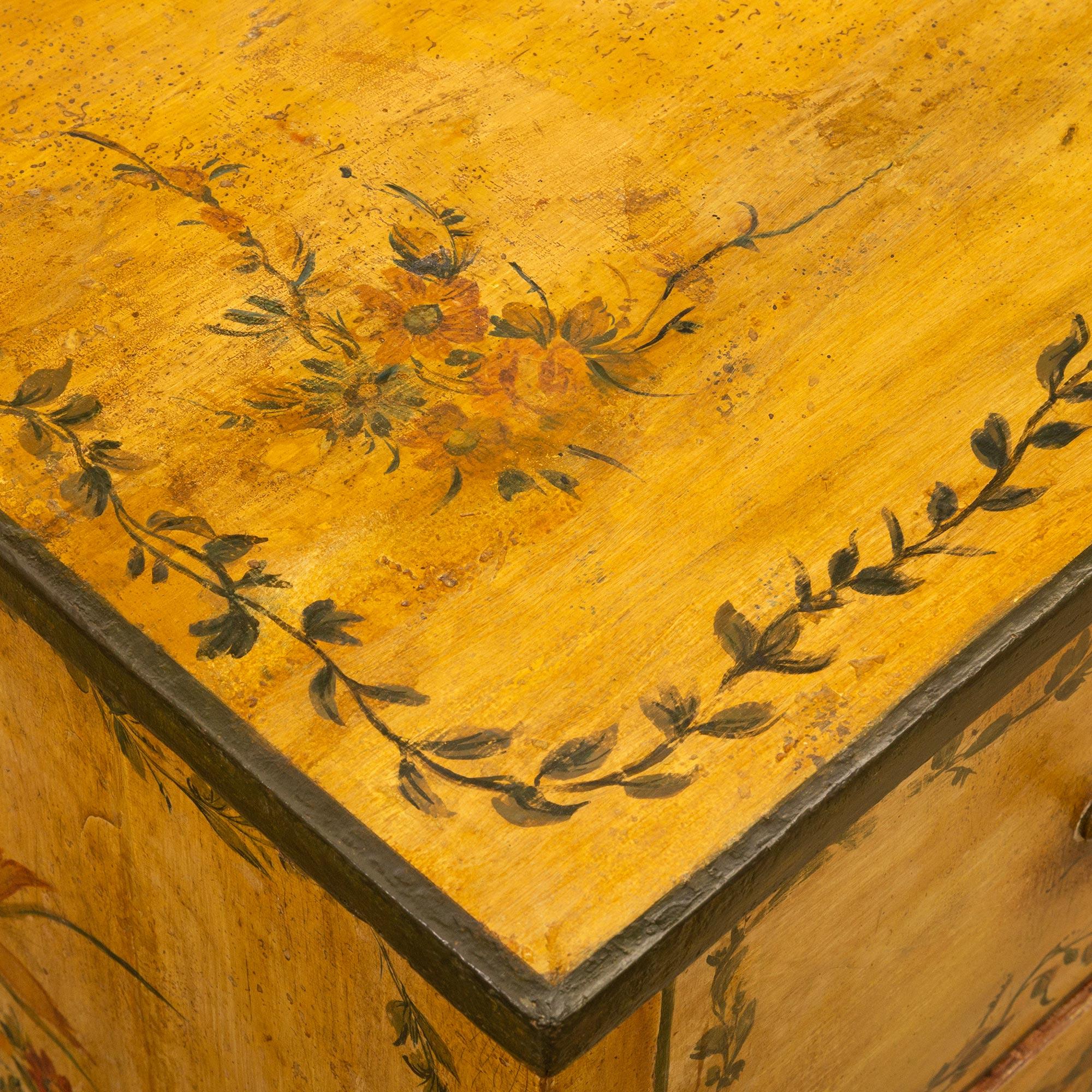 Italian 18th century Venetian st. hand painted commode For Sale 1