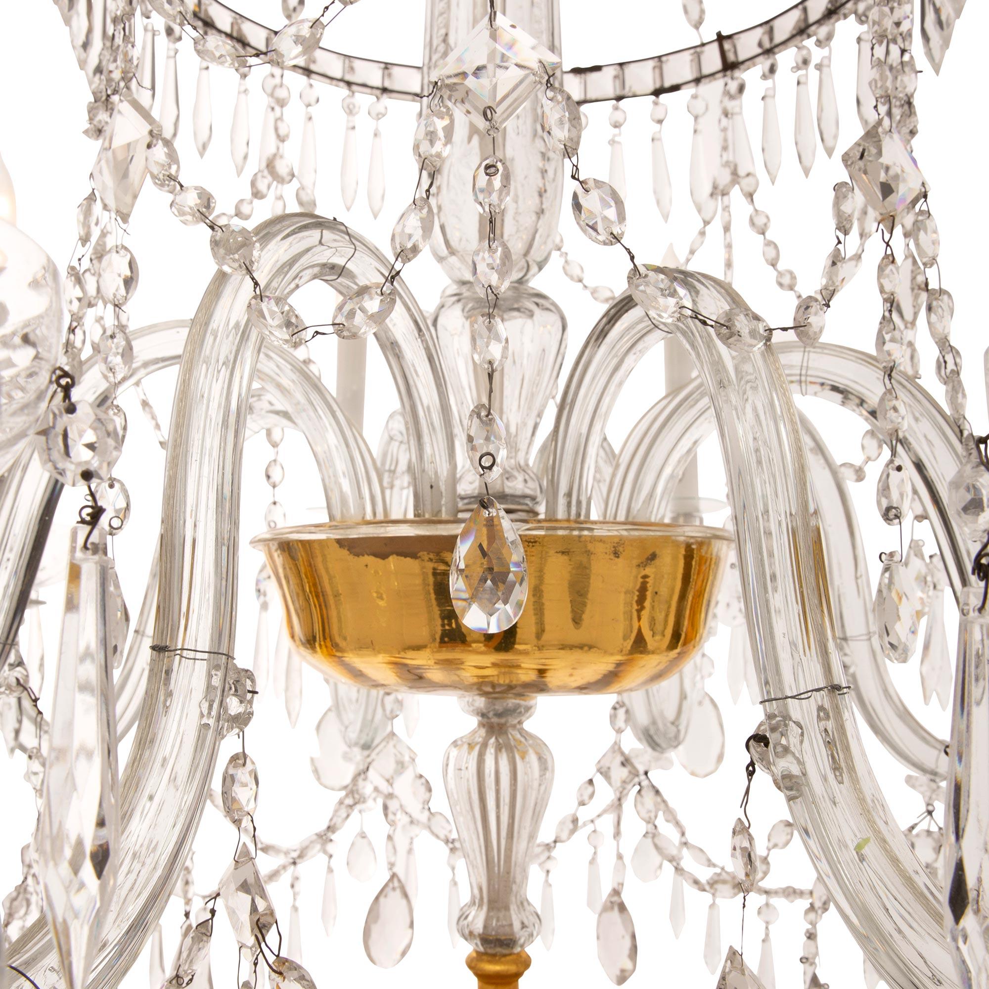Italian 18th Century Venetian St. Murano Glass and Giltwood Chandelier For Sale 2