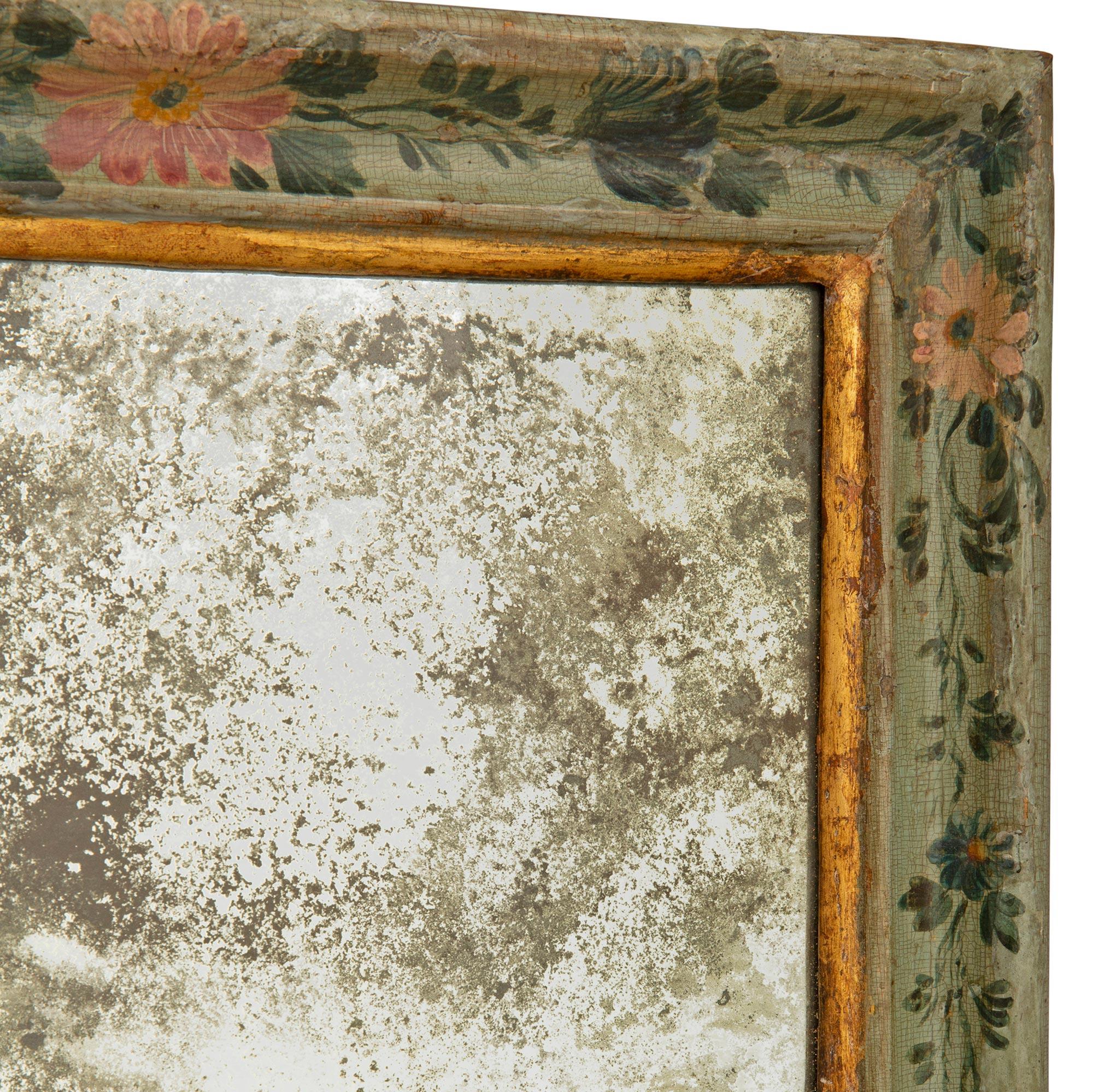 18th Century and Earlier Italian 18th Century Venetian St. Patinated and Giltwood Etched Mirror For Sale