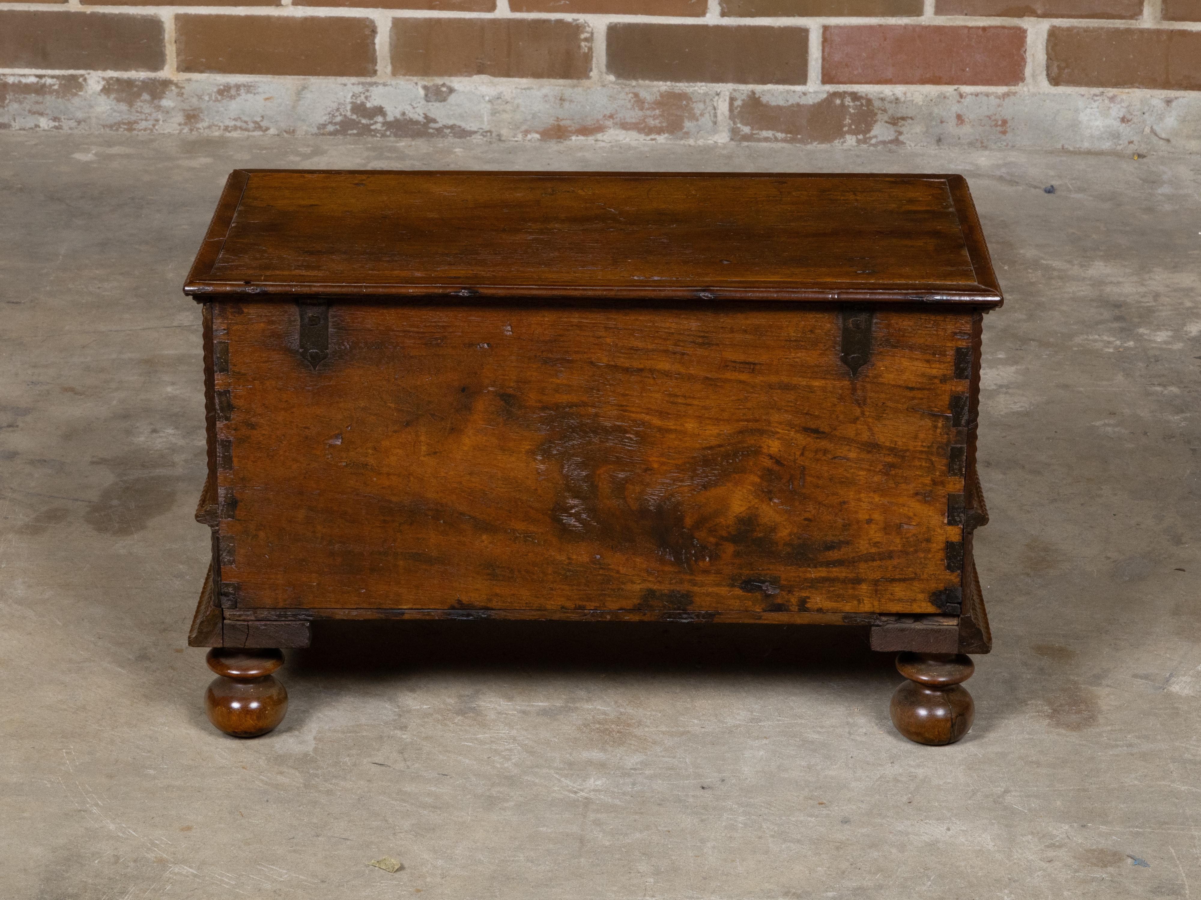 Italian 18th Century Walnut Coffer with Carved Diamond Motifs and Drawers For Sale 1