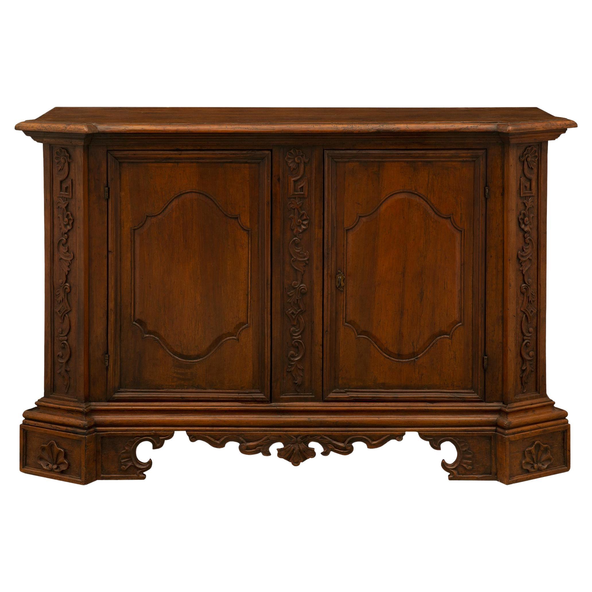 Italian 18th Century Walnut Credenza For Sale