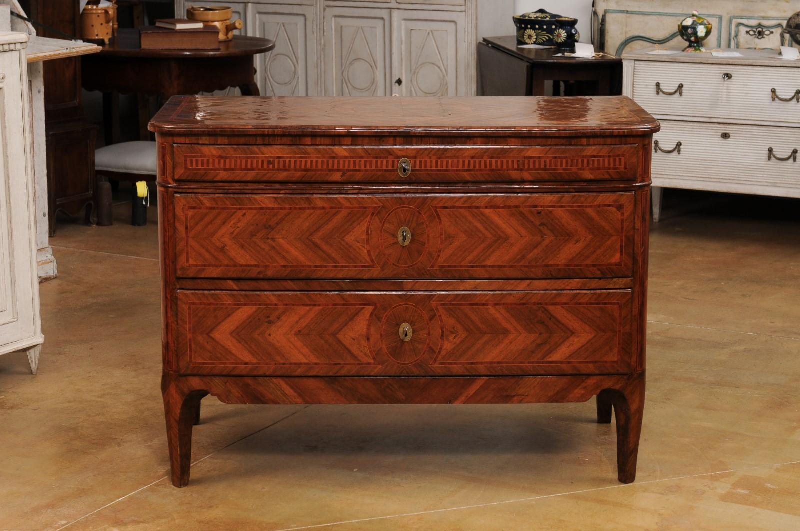 Italian 18th Century Walnut, Mahogany and Cherry Three-Drawer Marquetry Commode For Sale 8
