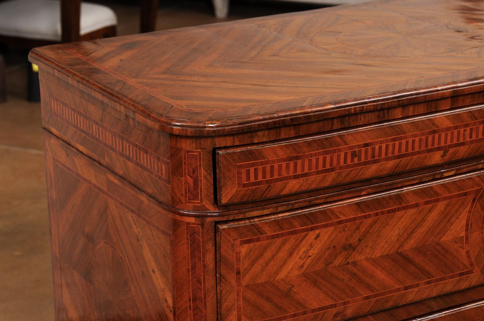 Italian 18th Century Walnut, Mahogany and Cherry Three-Drawer Marquetry Commode In Good Condition For Sale In Atlanta, GA