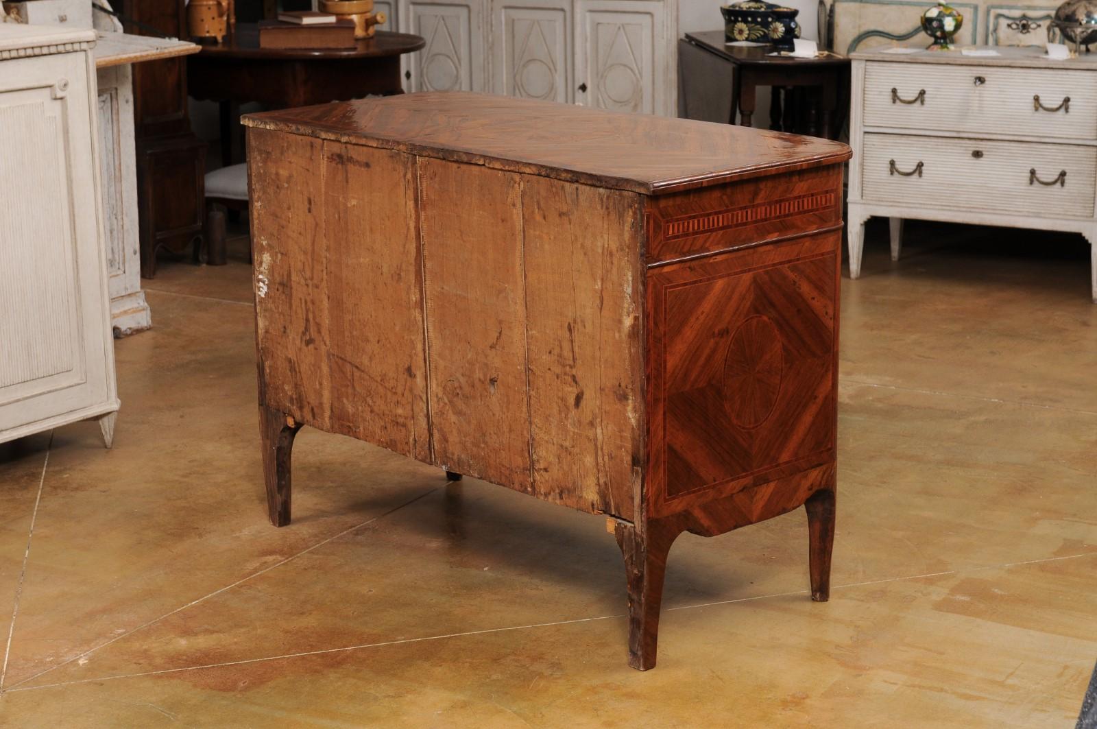 Italian 18th Century Walnut, Mahogany and Cherry Three-Drawer Marquetry Commode For Sale 3