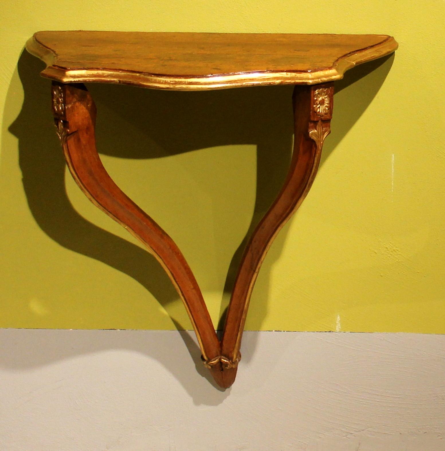 Italian 18th Century Carved Walnut and Parcel Gilt Wall Mount Curvy Console 10