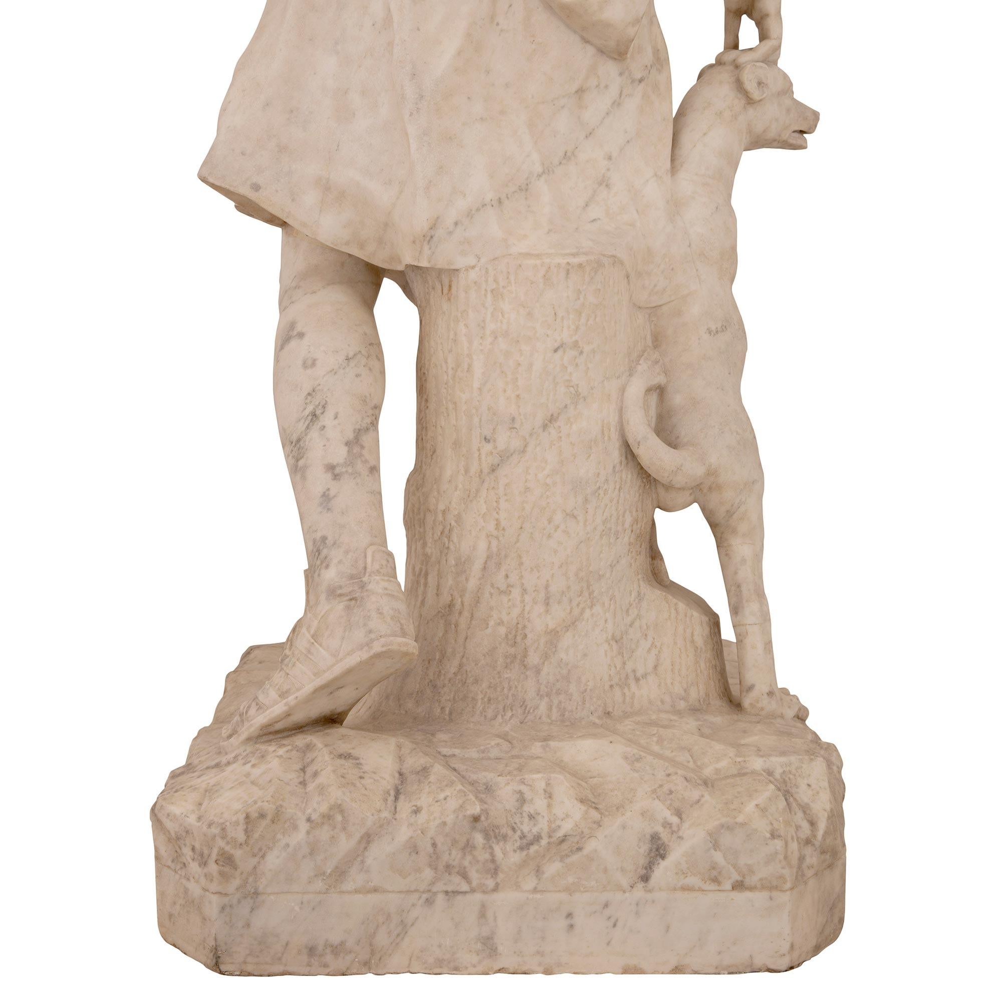 Statua italiana del XVIII secolo in marmo bianco di Carrara raffigurante Diana e il suo cane in vendita 6
