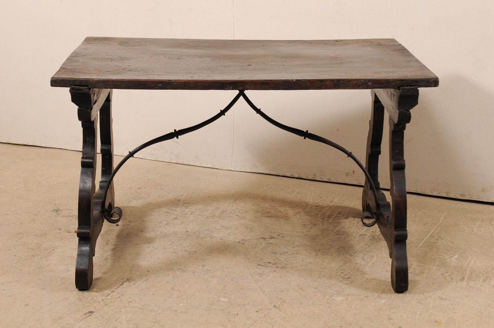 An 18th Century Walnut Wood Trestle Table with Arched Iron Stretcher from Italy 6