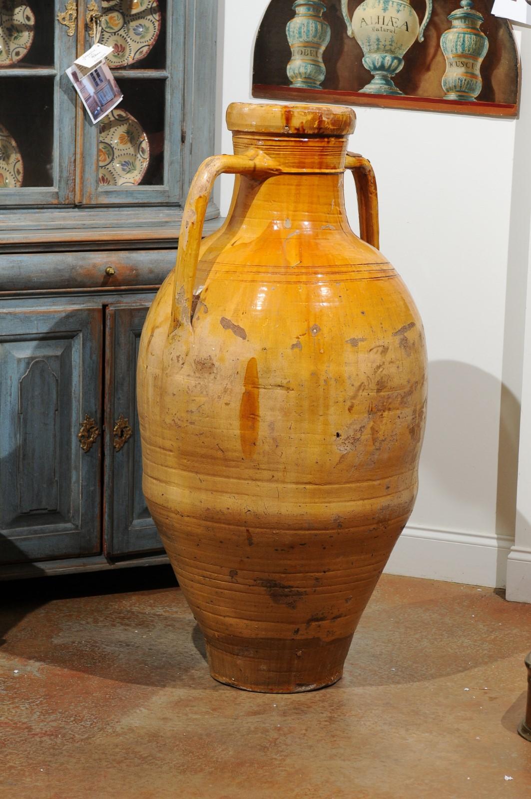 Italian 18th Century Yellow Glazed Olive Oil Jar with Large Double Handles 1