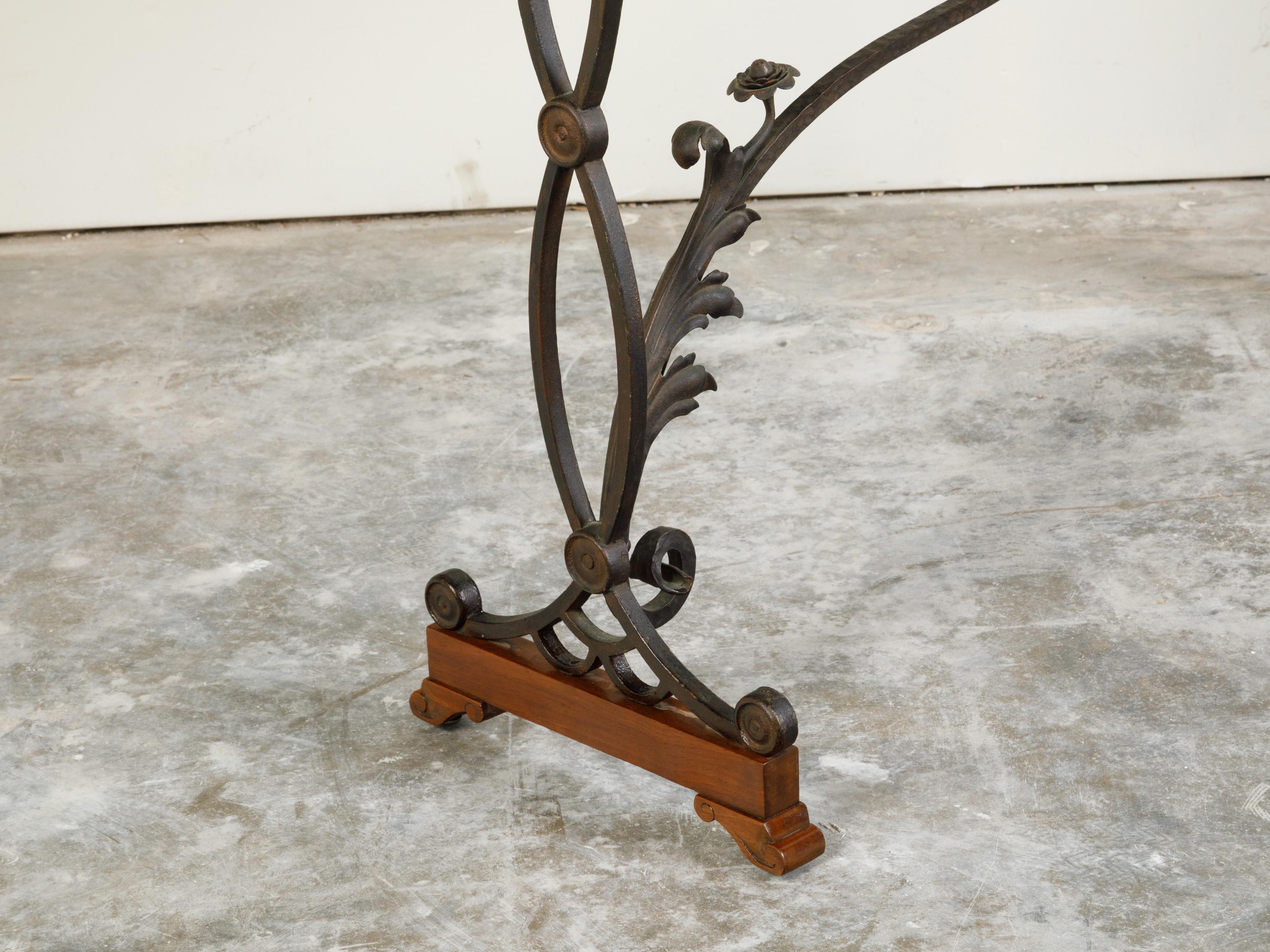 Italian 1900s Console Table with Walnut Butterfly Veneered Top and Iron Base For Sale 7
