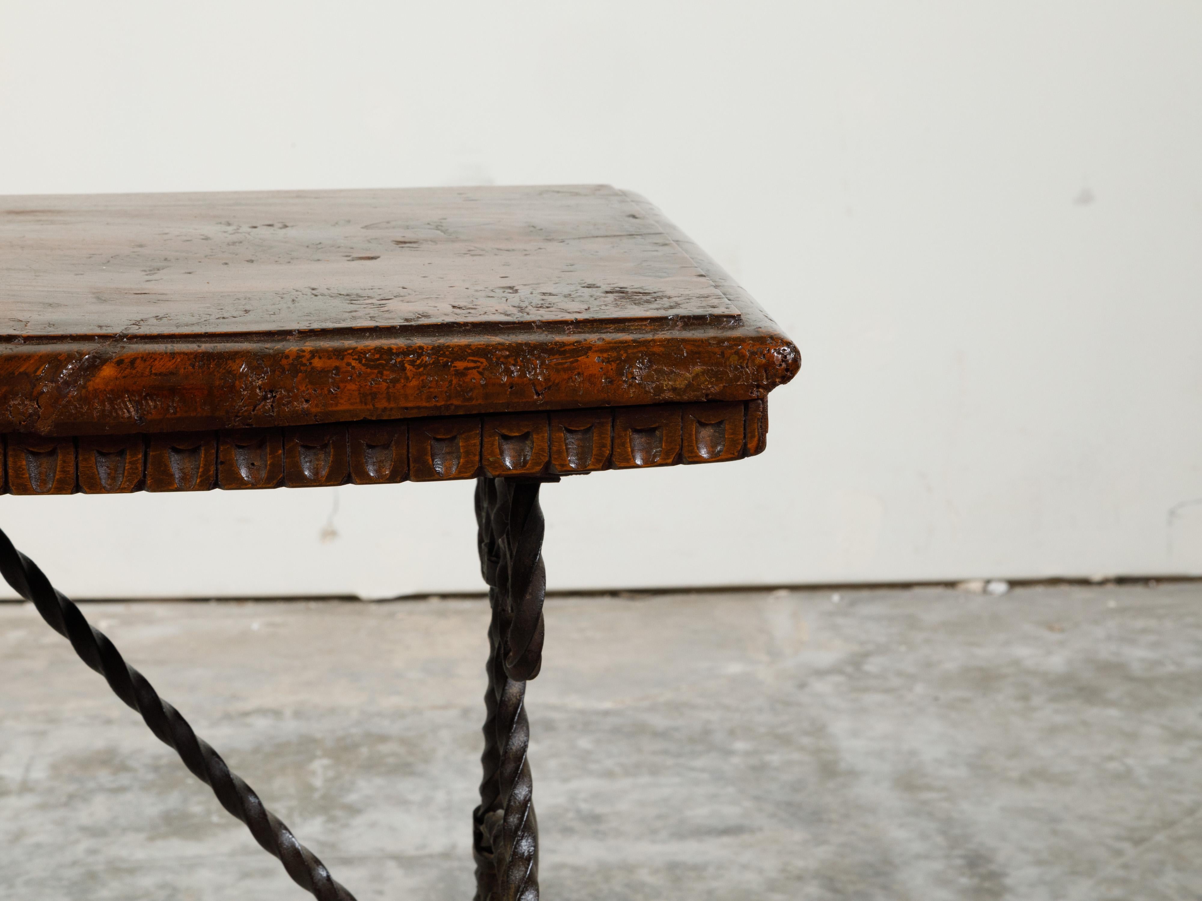 Italian 1900s Walnut Top Console Table with Iron Base and Fleur de Lys Motifs For Sale 4