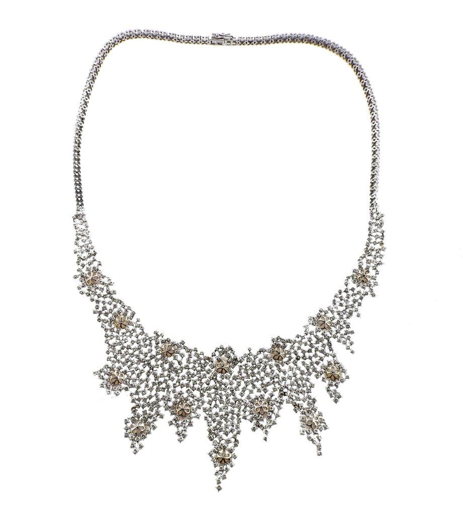 Women's or Men's Italian 19.10 Carat Diamond Pearl Gold Necklace