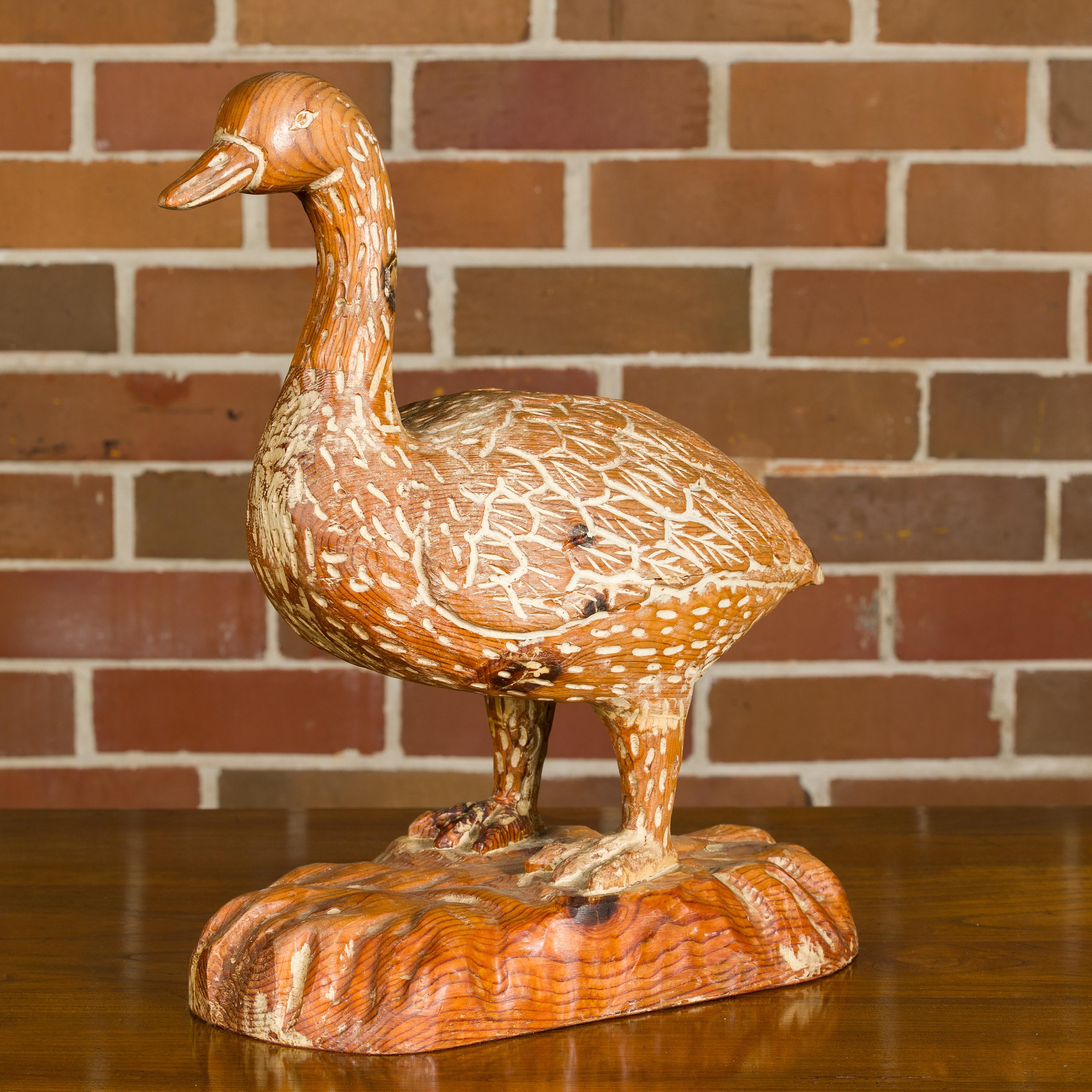 Italian 1920s Carved Wooden Duck Sculpture with Painted Accents For Sale 1