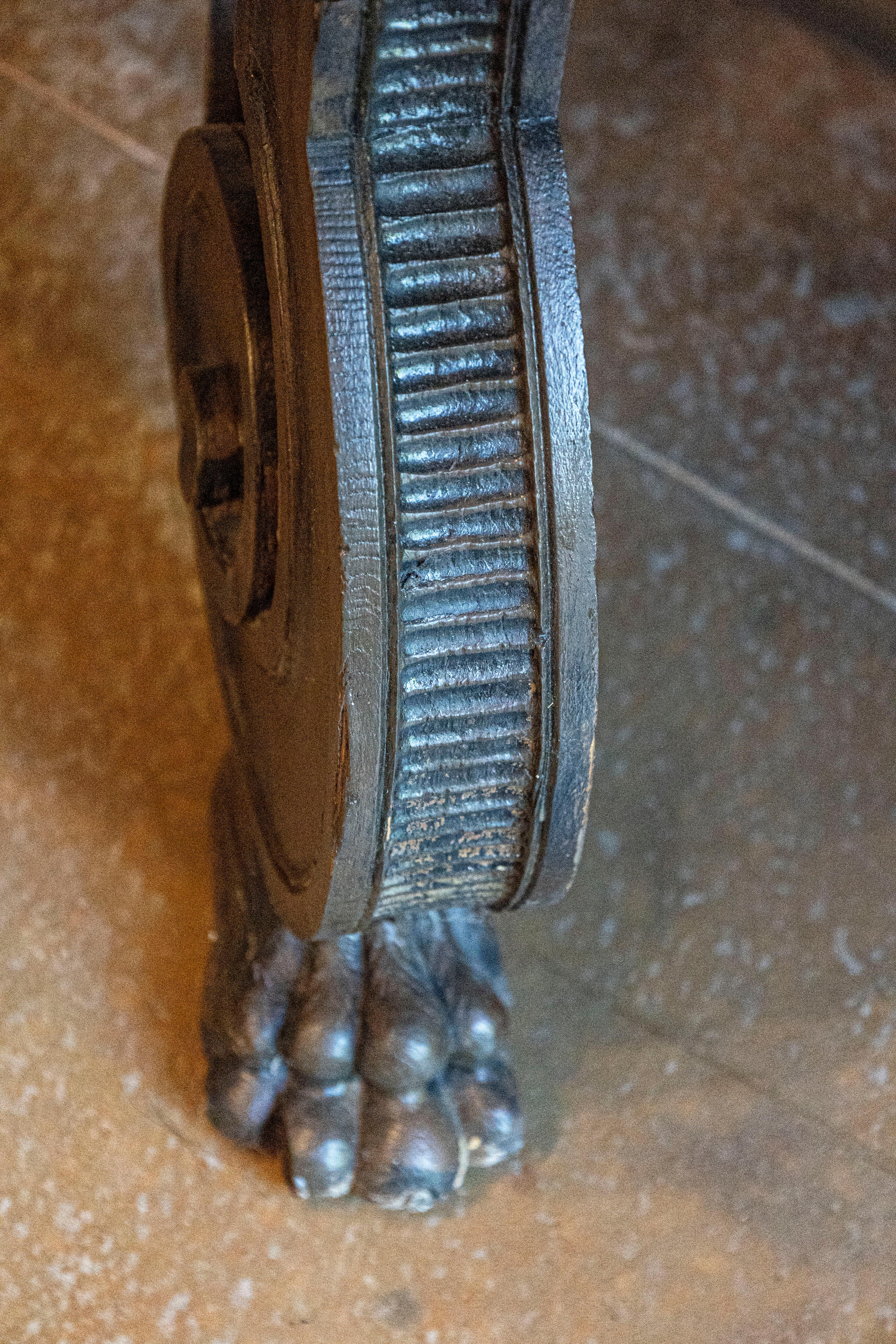 Italian 1920s Ebonized Walnut Dining Table with Carved S-Scroll Legs on Paw Feet For Sale 5