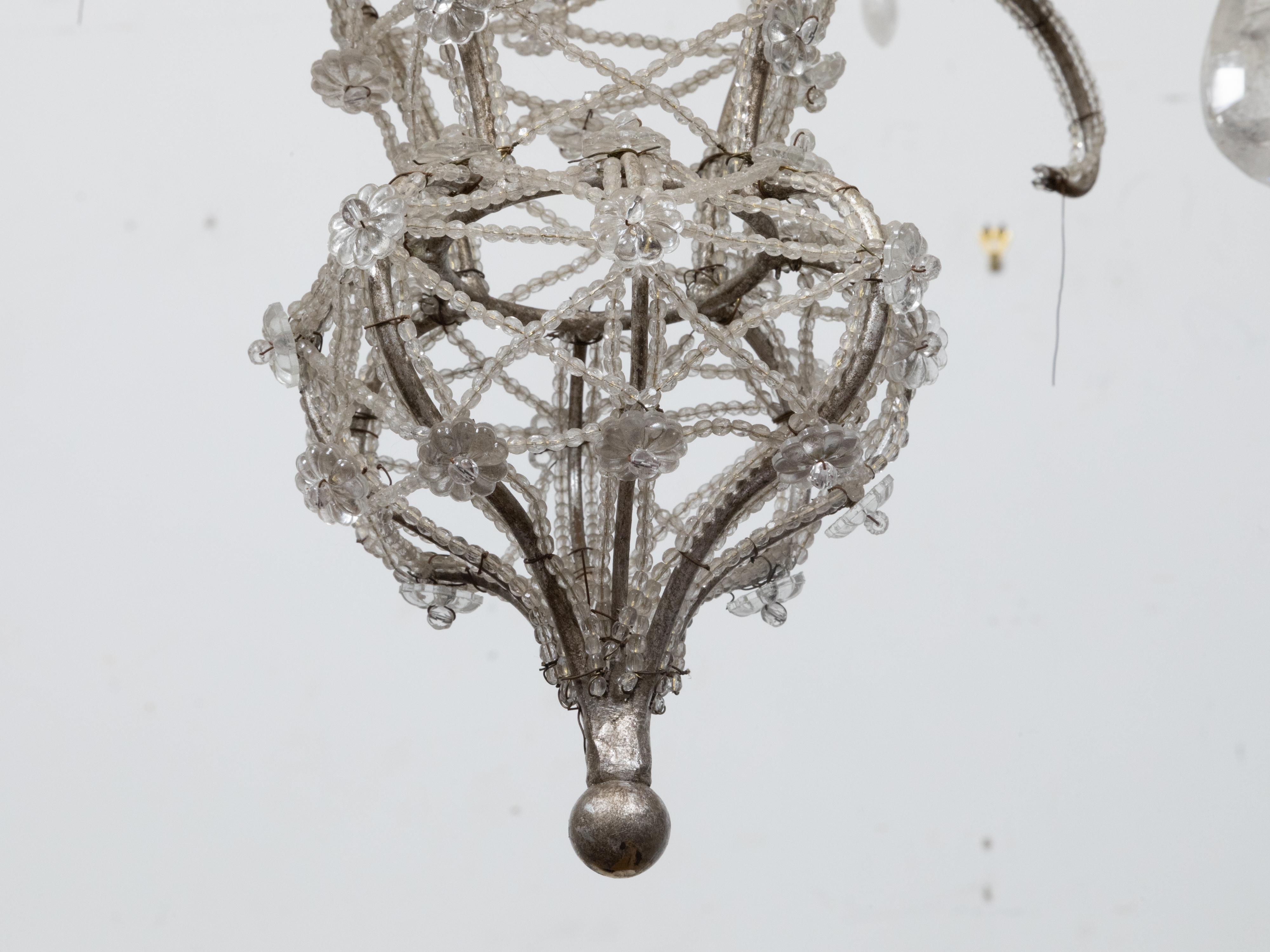 Italian 1920s Rock Crystal Beaded Eight-Light Chandelier with Rosettes For Sale 5
