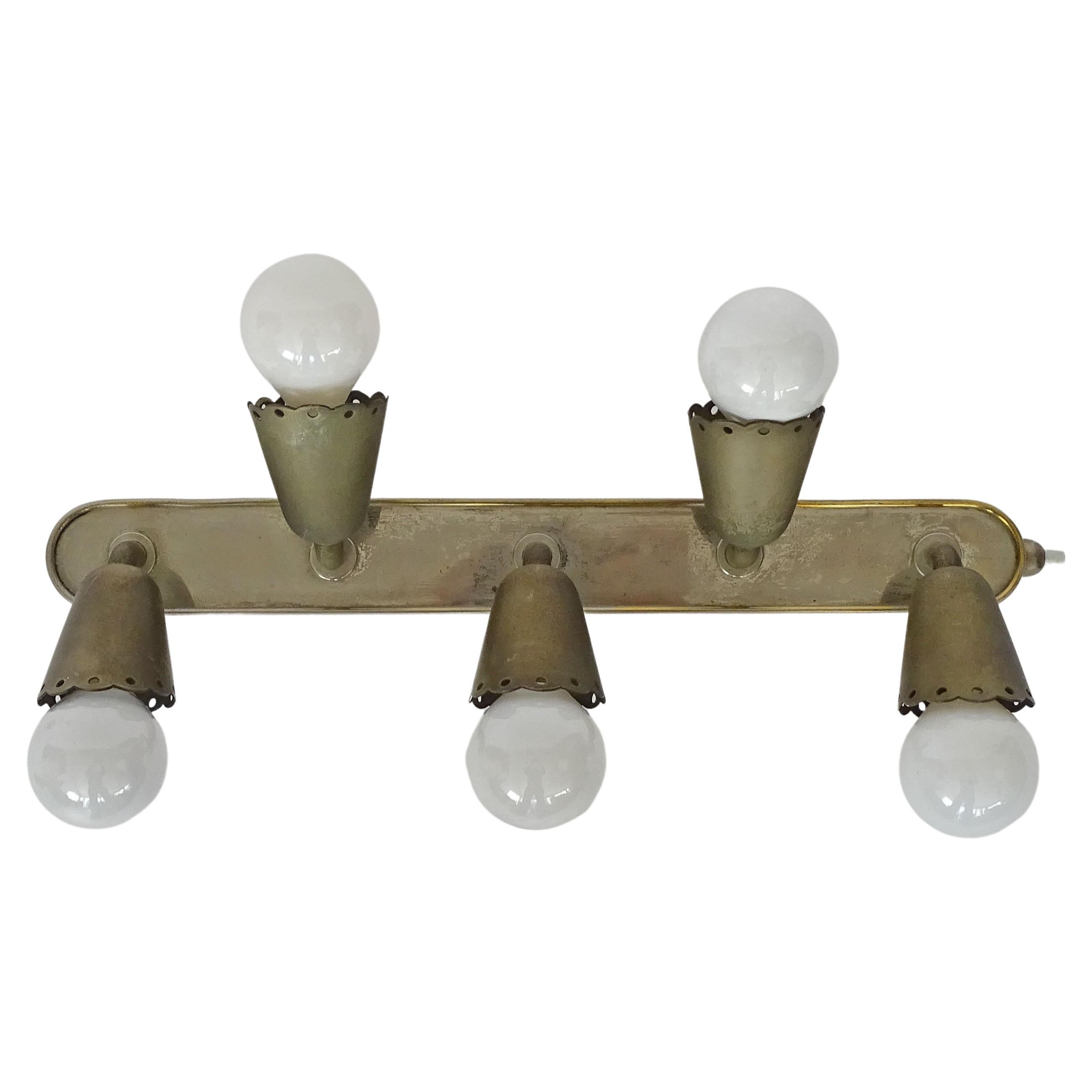 Italian 1930s five-light wall lamp in nickel brass attributed to Fontana Arte. For Sale