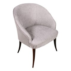 Fauteuil italien des années 1930 de style Gio Ponti en noyer restauré et neuf rembourré