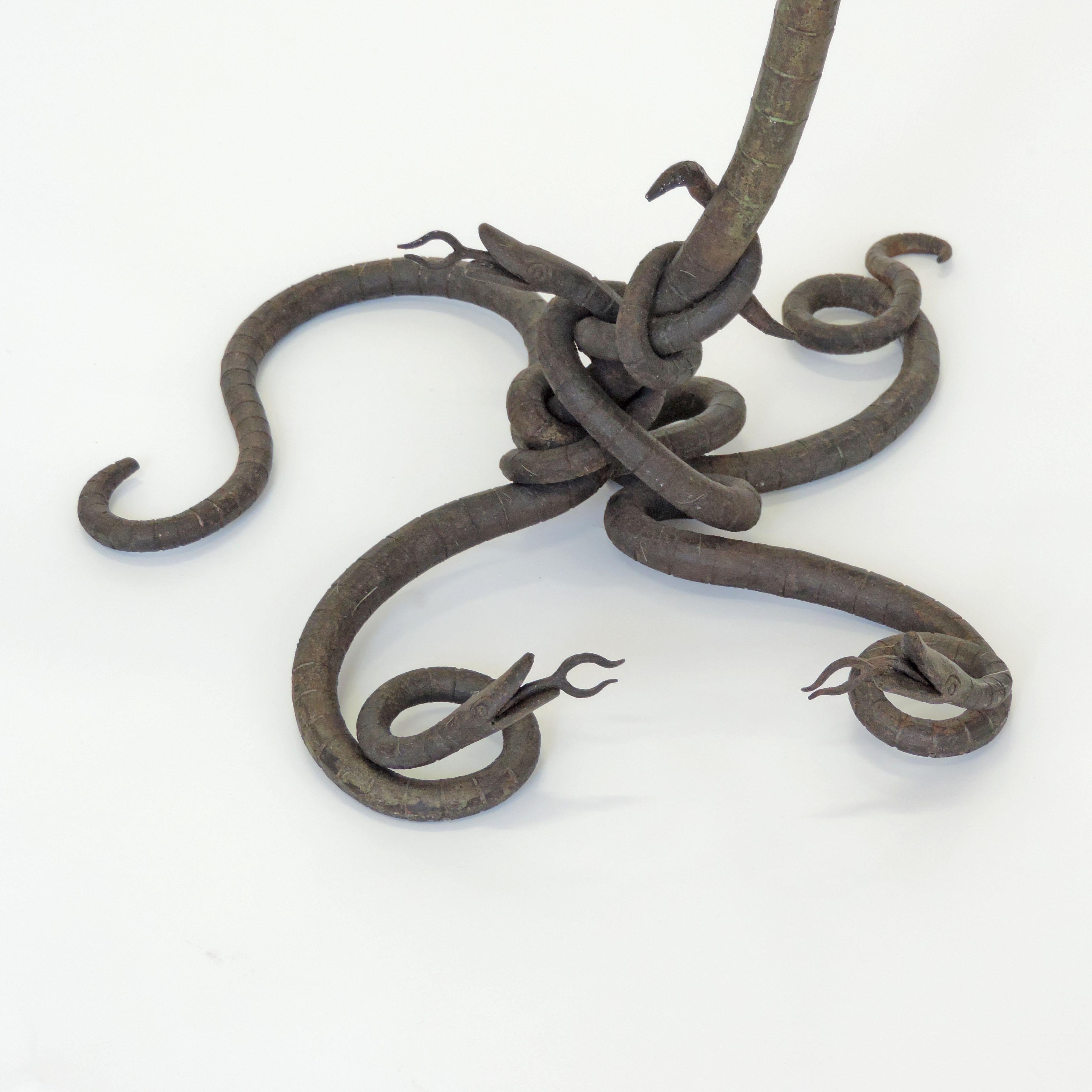 Art Deco Italian 1930s Wrought Iron Snakes Floor Lamp For Sale