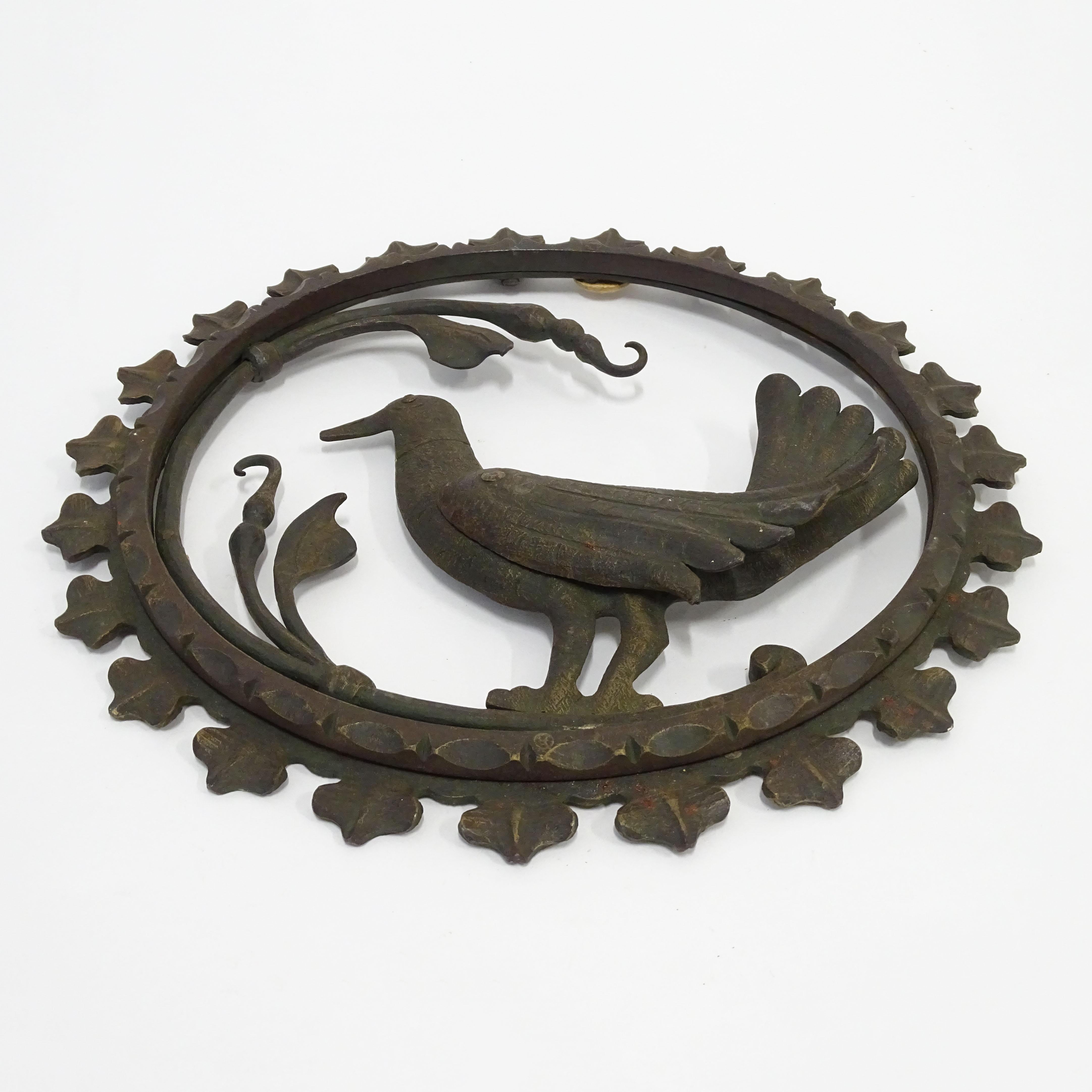 Italian 1930s Wrought Iron Wall Decoration Depicting a Bird  For Sale 2