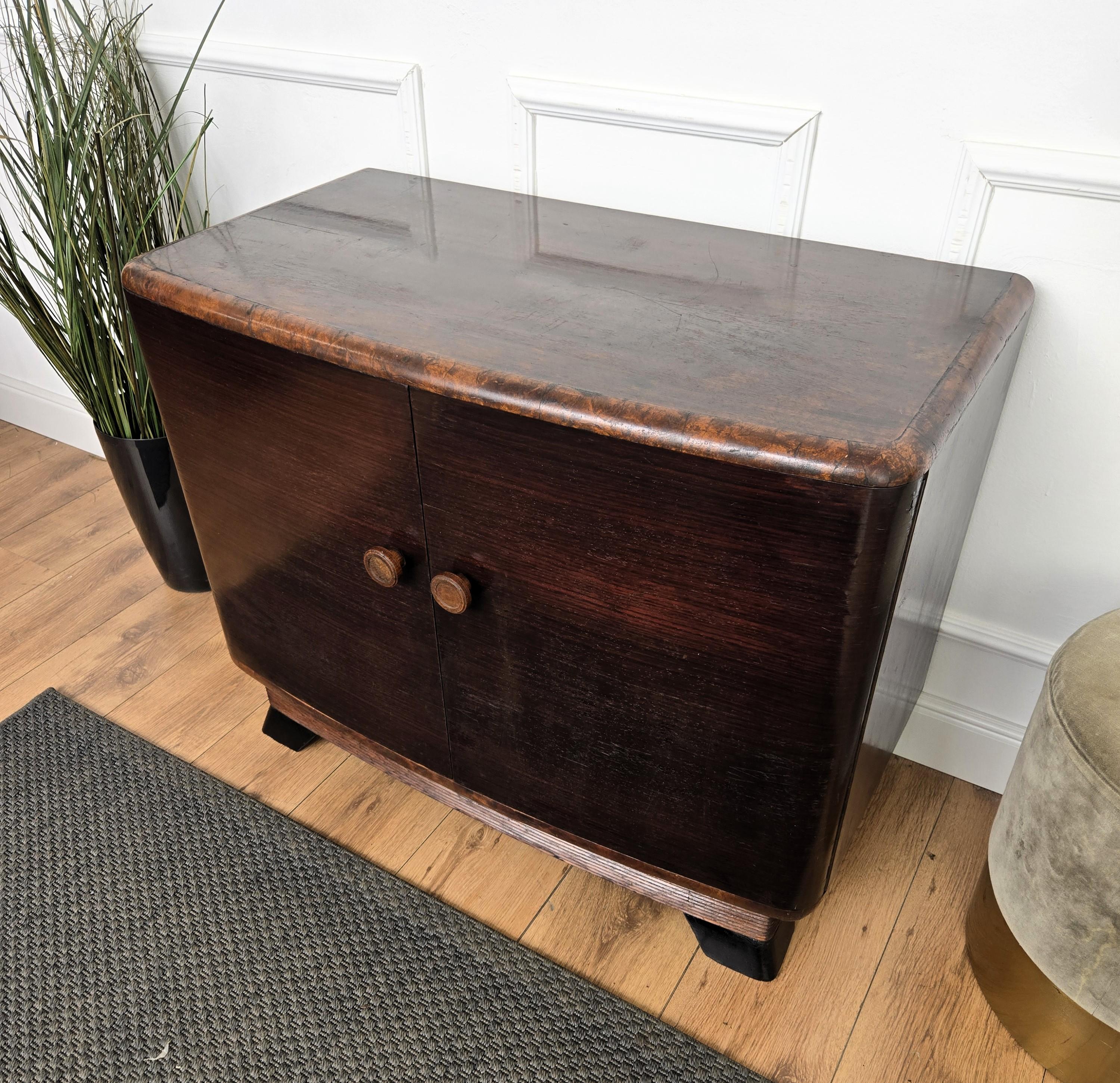 Italian 1940s Art Deco Mid-Century Walnut Burl and Mirror Mosaic Dry Bar Cabinet For Sale 5