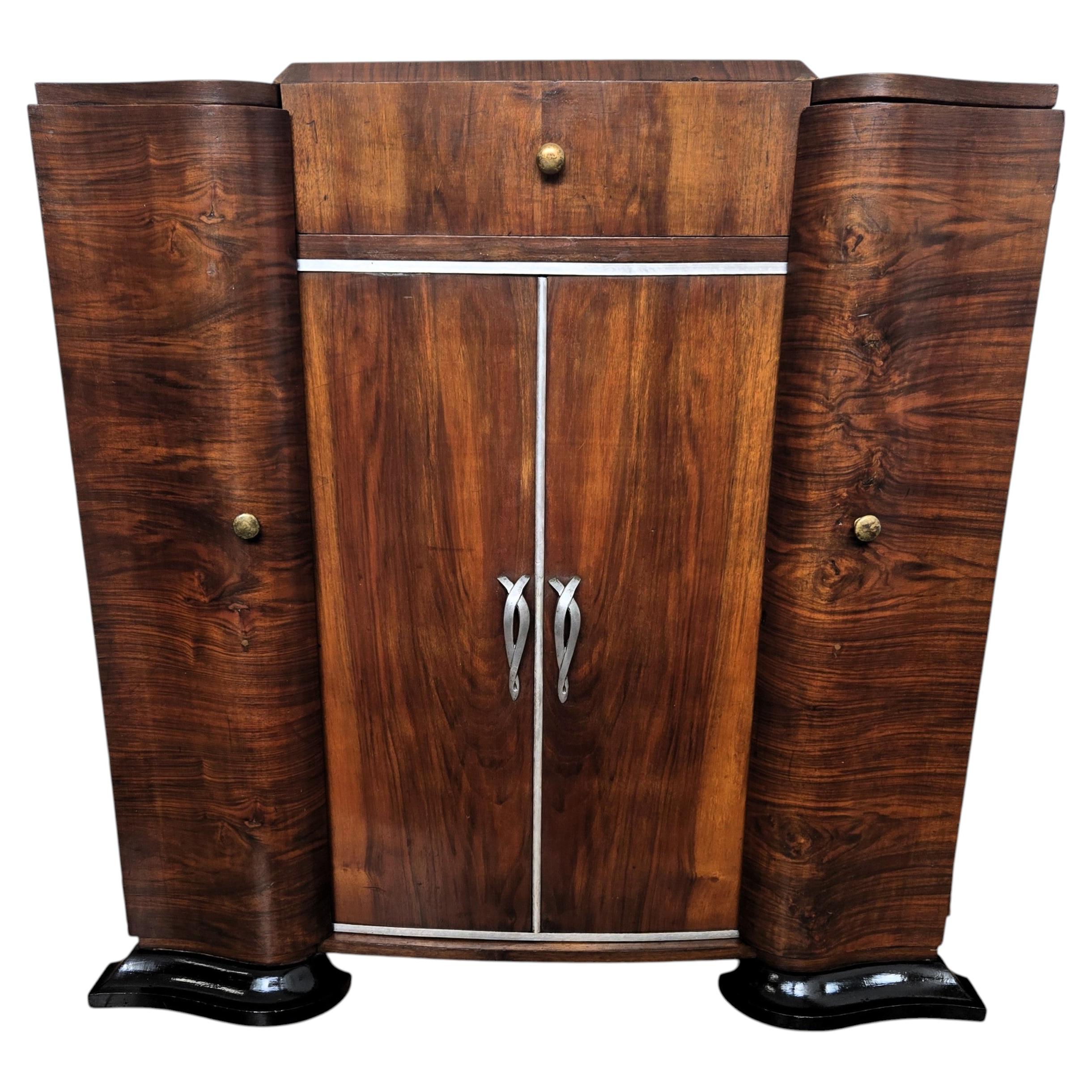 Italian 1940s Art Deco Mid-Century Walnut Burl Dry Bar Cabinet For Sale