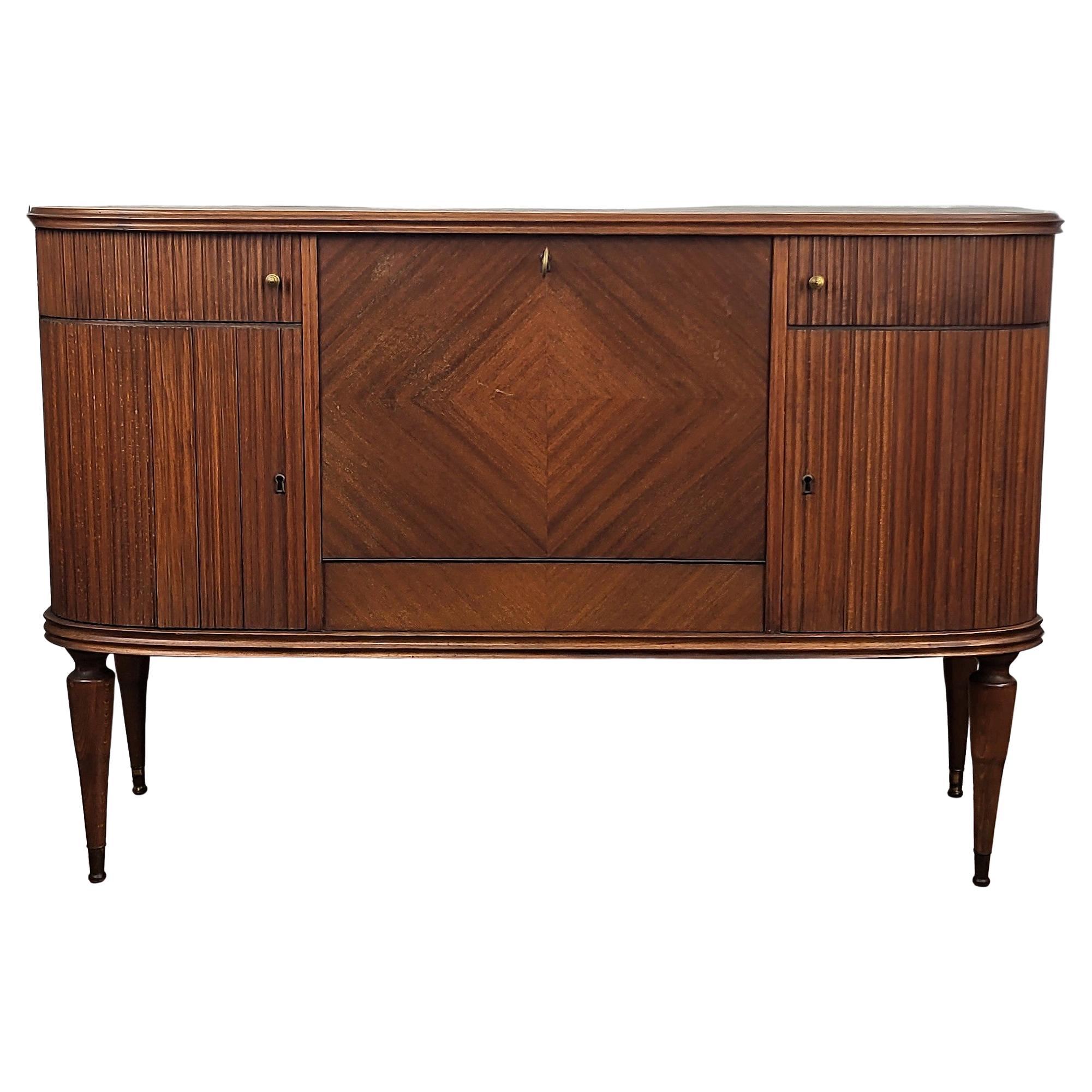 Italian 1940s Art Deco Mid-Century Walnut Slatted Carved Dry Bar Cabinet