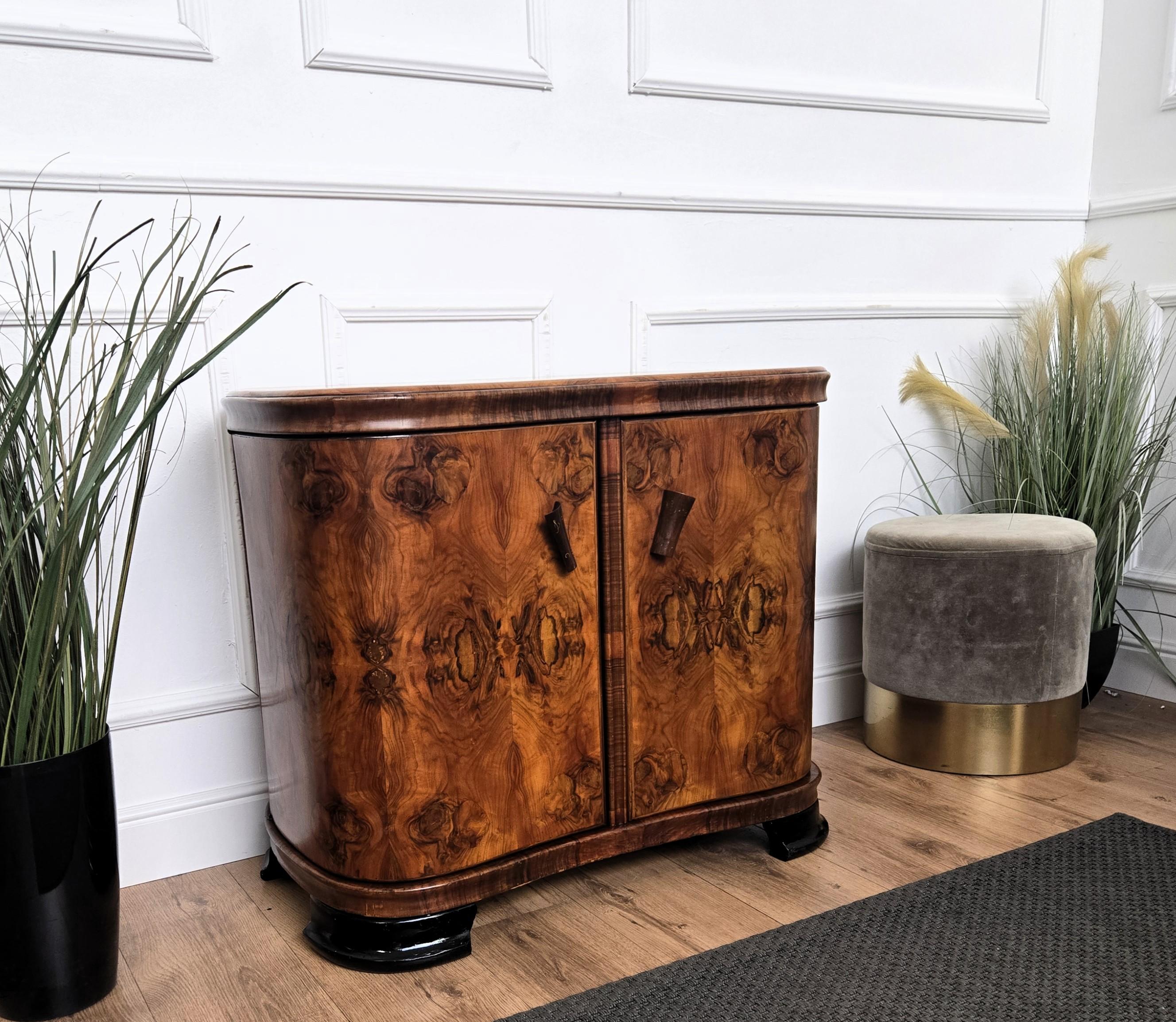 Italian 1940s Art Deco Midcentury Walnut Burl and Mirror Mosaic Dry Bar Cabinet For Sale 3