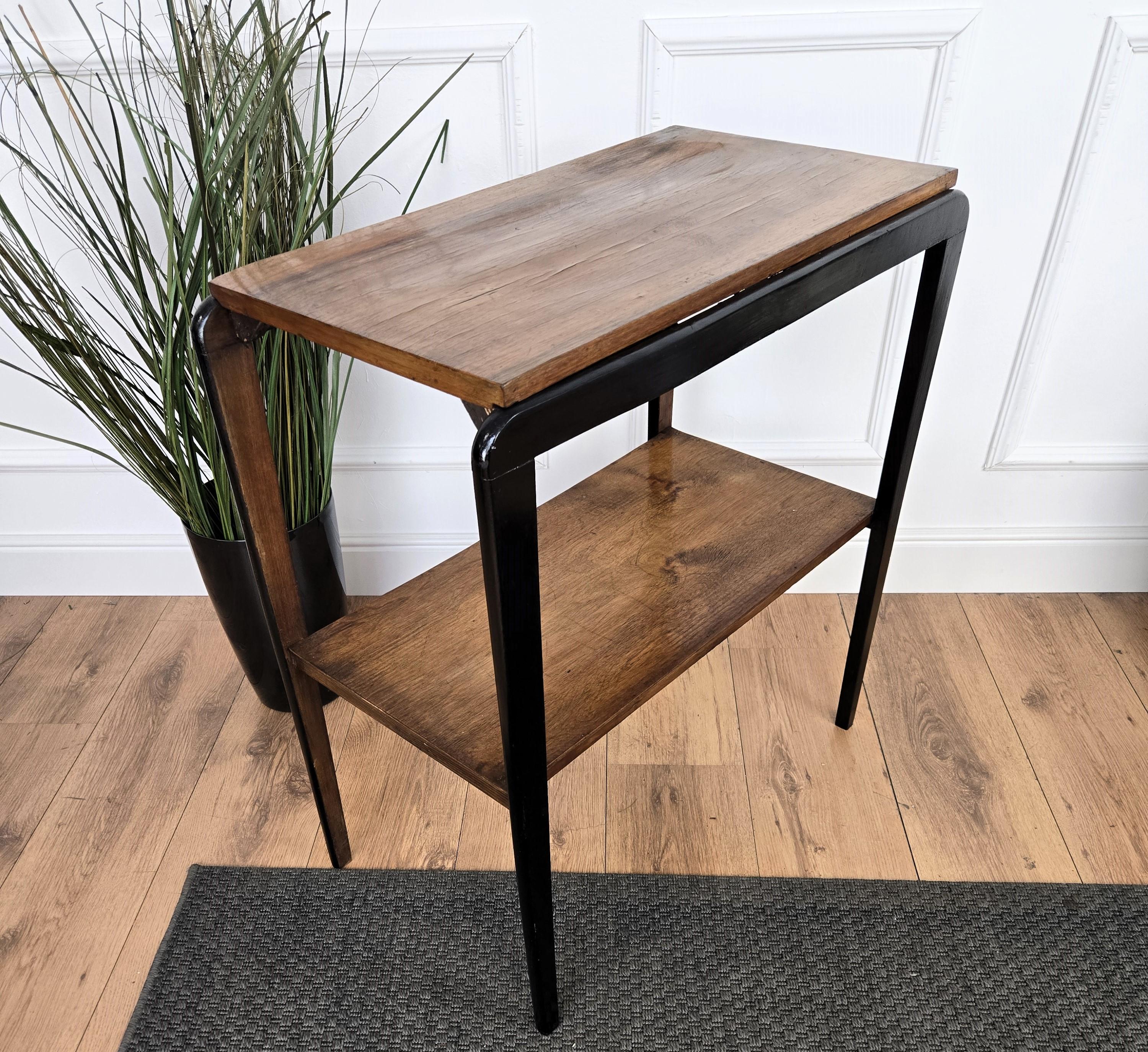 Table à cocktail italienne 1940s Art Deco Midcentury Bar Side en bois en vente 2